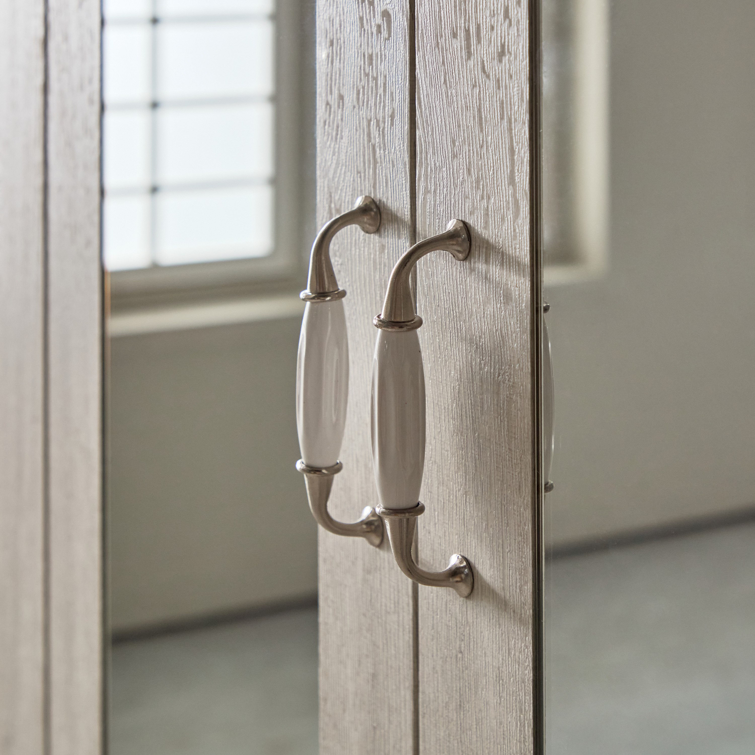 خزانة ملابس 6 أبواب مع 2 درج ومرآة - بروكلين من موڤو -hbxfurniture-wardrobes-image-9