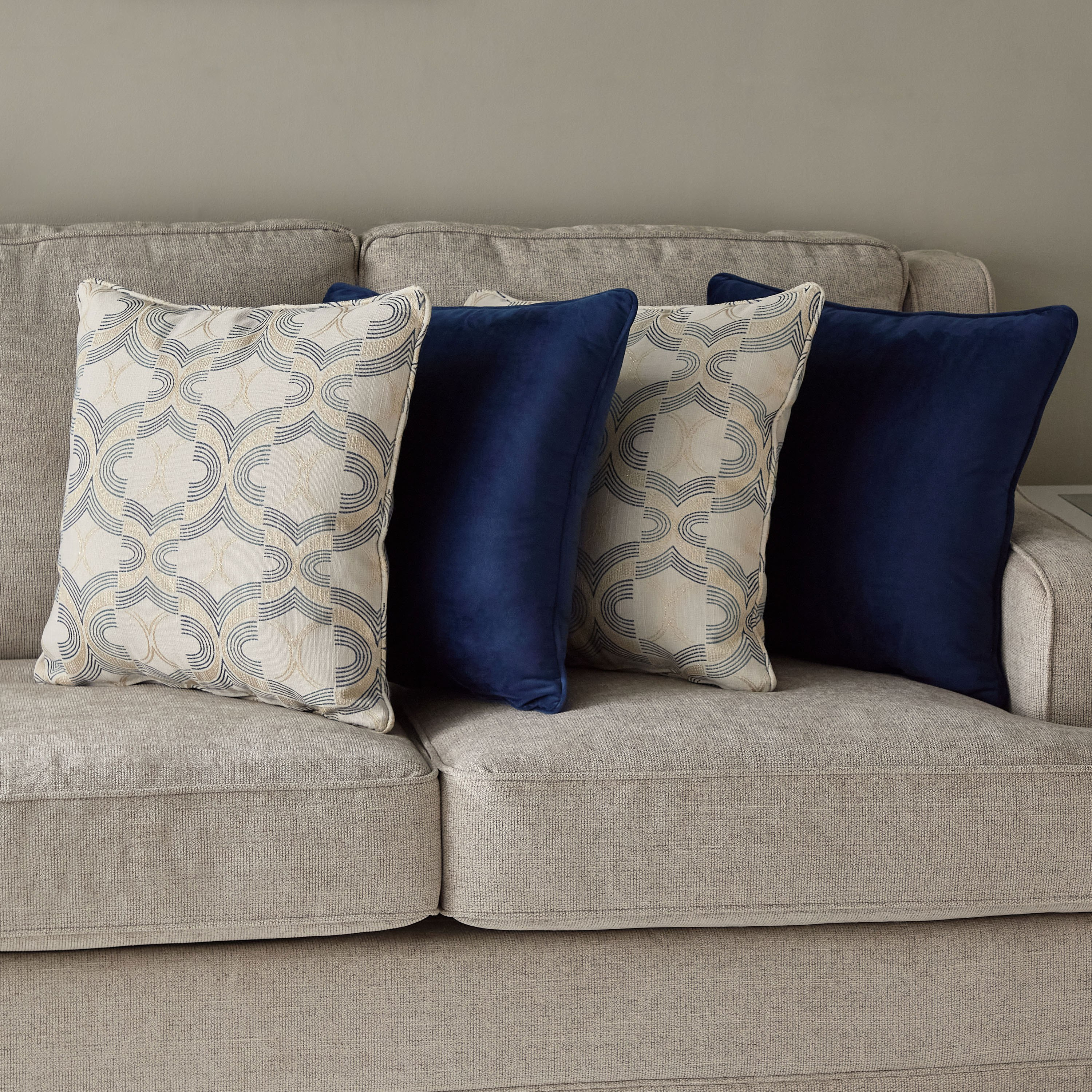 كنبة قماش 3 مقاعد من أوروم-hbxlivingroom-sofasandarmchairs-sofas-image-4