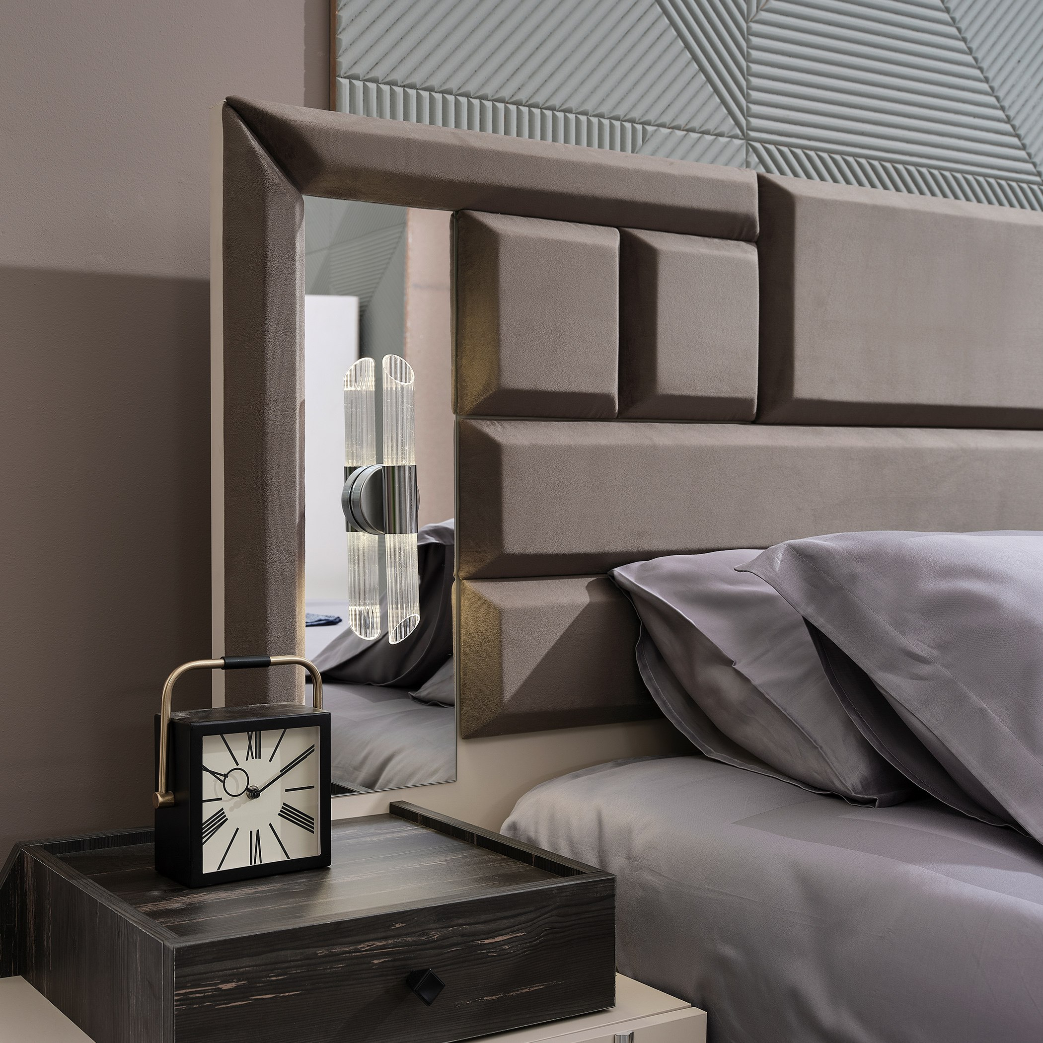 طقم غرفة نوم كينج 6 قطع من جلوريوس- 180x200 سم-hbxbedroom-bedsandbedsets-bedroomsets-king-image-7