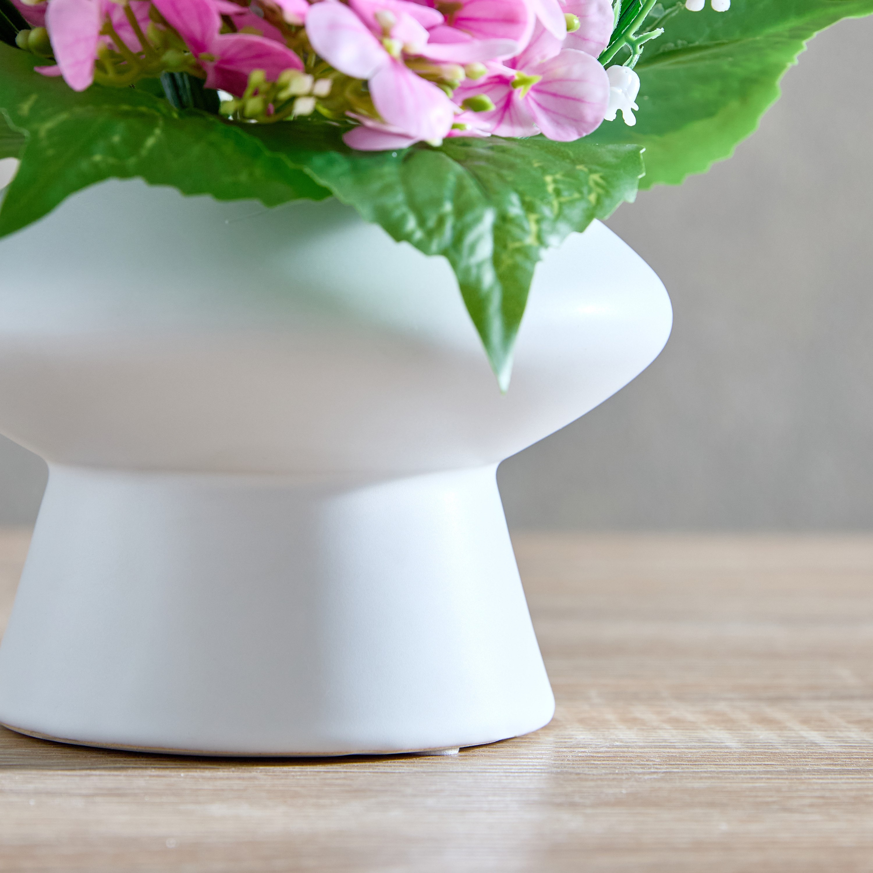 Helena Orchids Leaf Potted Plant with Ceramic Pot - 10x10x23 cm-hbxhomeware-hbxdecorandfurnishings-image-3