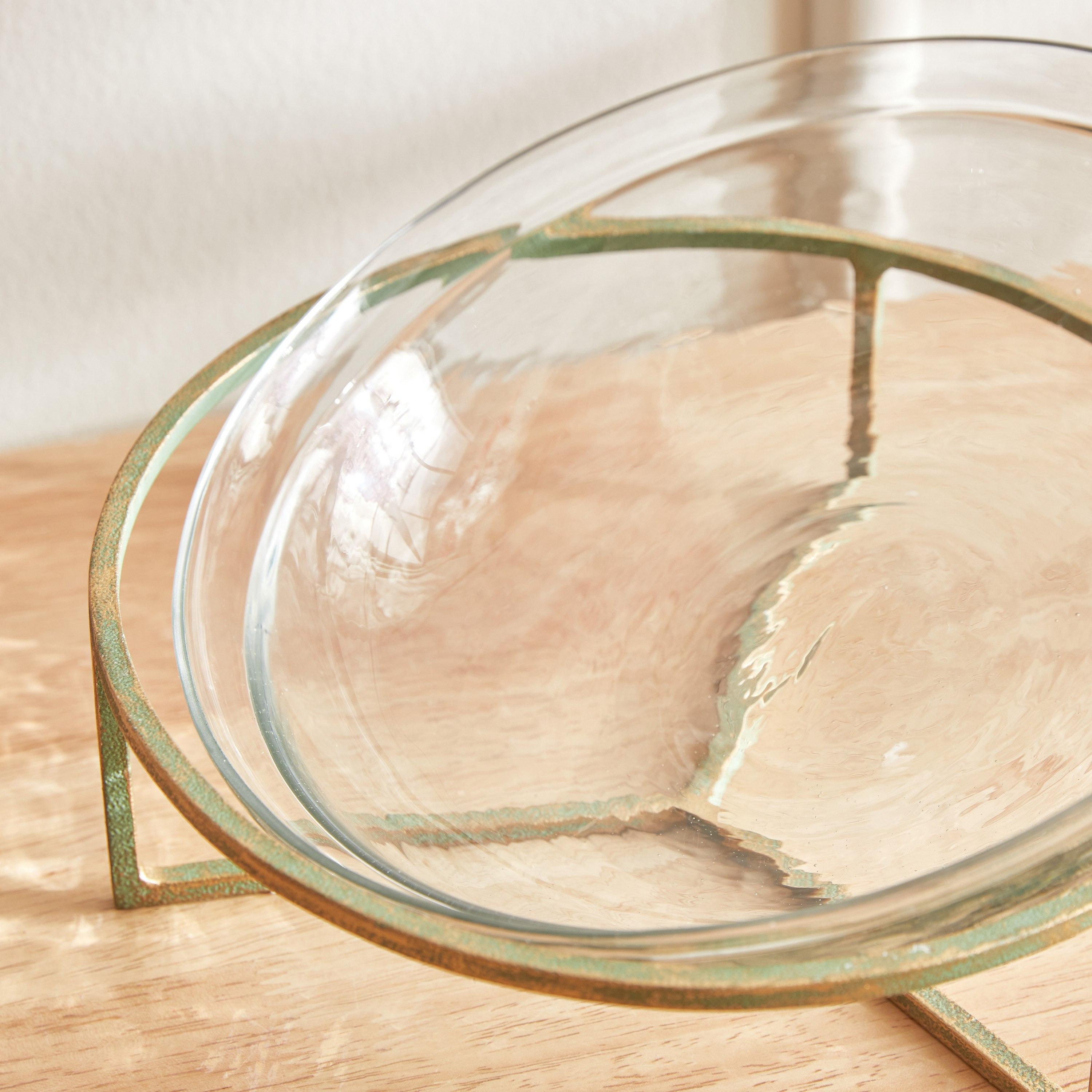 Levin Glass Decorative Bowl with Stand - 25x25x7 cm-hbxdecorandfurnishings-homeaccessories-bowls-image-3