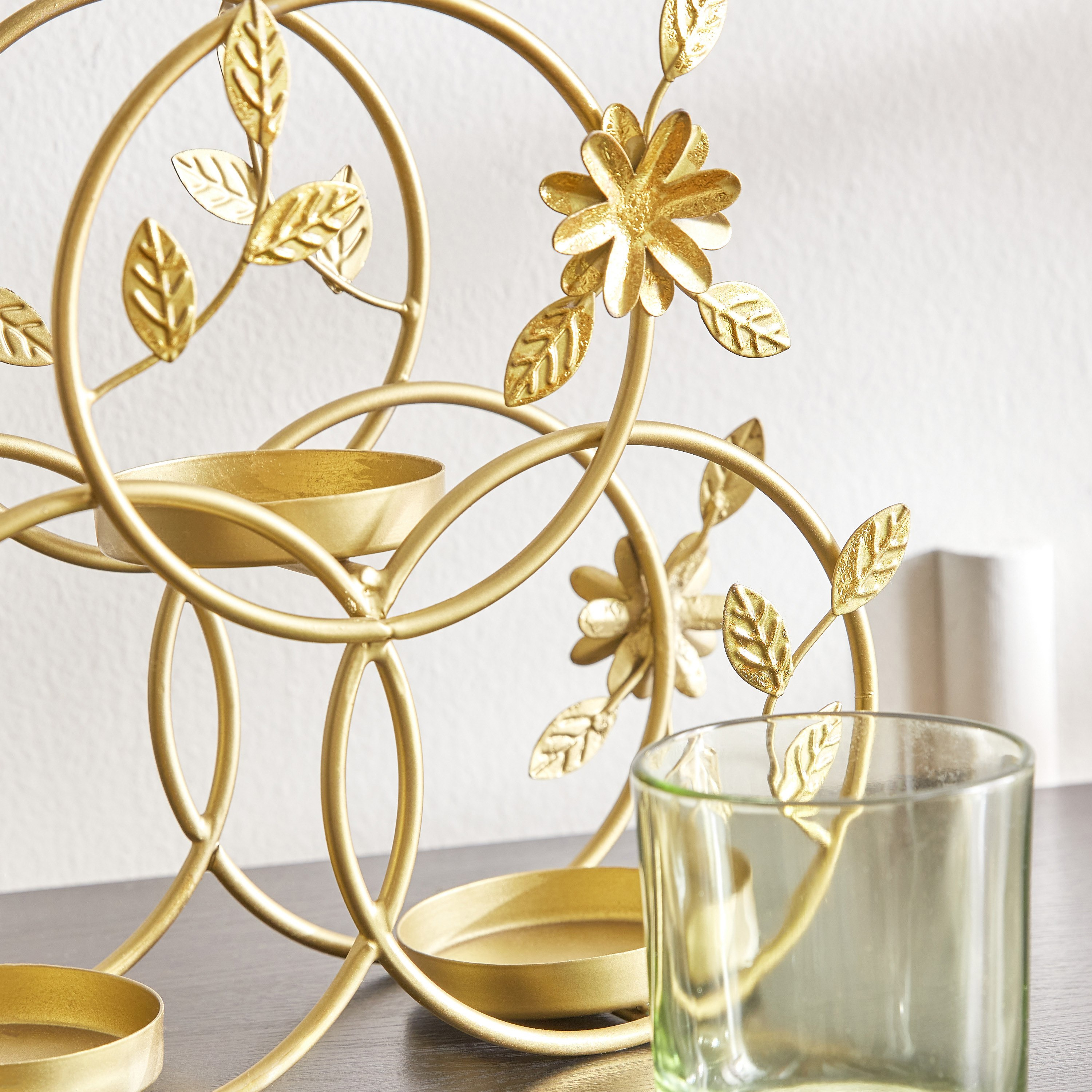 حامل شموع صغيرة معدن بتصميم أوراق شجر من ليفين - 24x24x30.5 سم-hbxlivingroom-decorandaccessories-candleholders-image-5