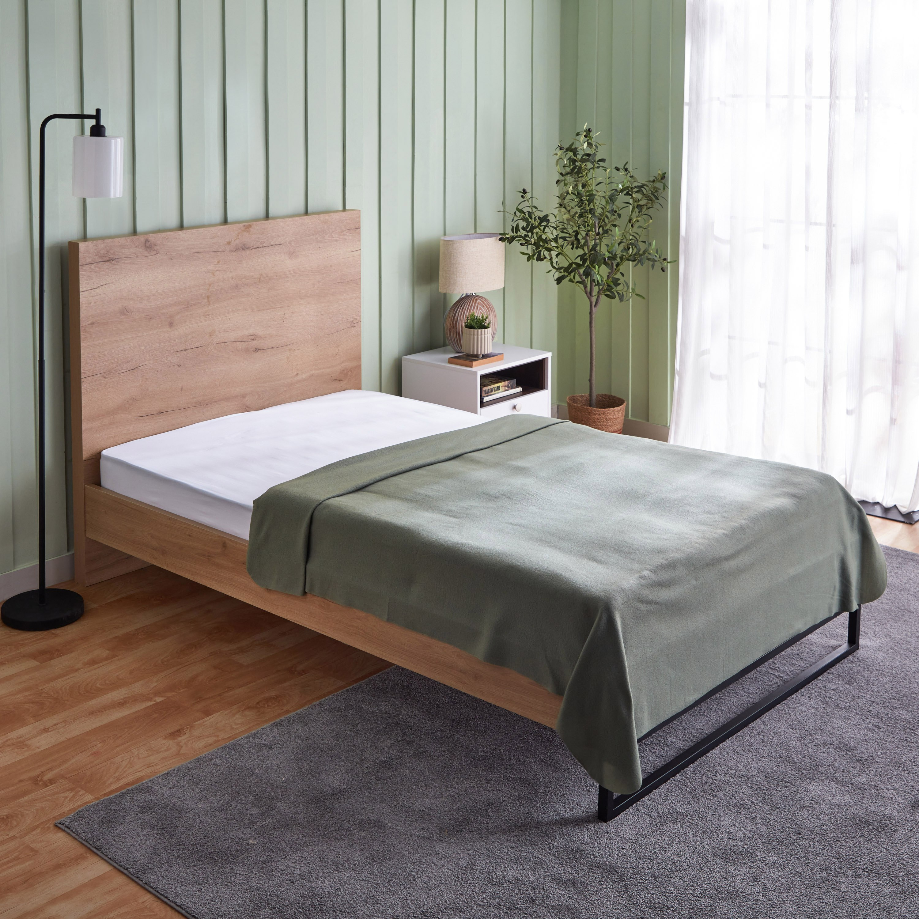 Atlanta Twin Solid Recycled Polar Fleece Blanket - 150x200 cm-hbxhomeware-hbxbedroom-image-1