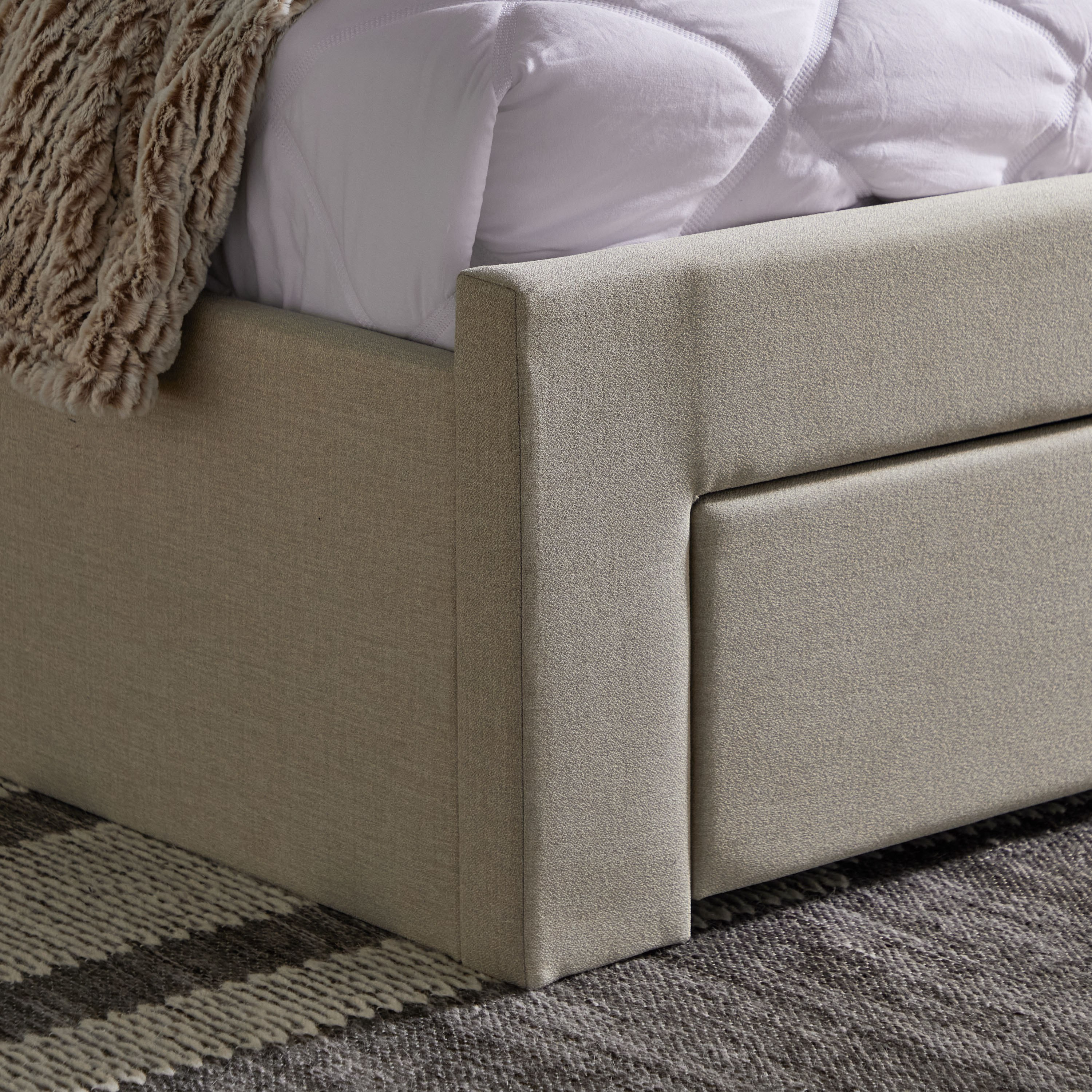 Movo Oakland Neo Upholstered King Bed with 2 Drawers - 180x200 cm-PROMO_HB_UAE_HBX10_250526-image-9