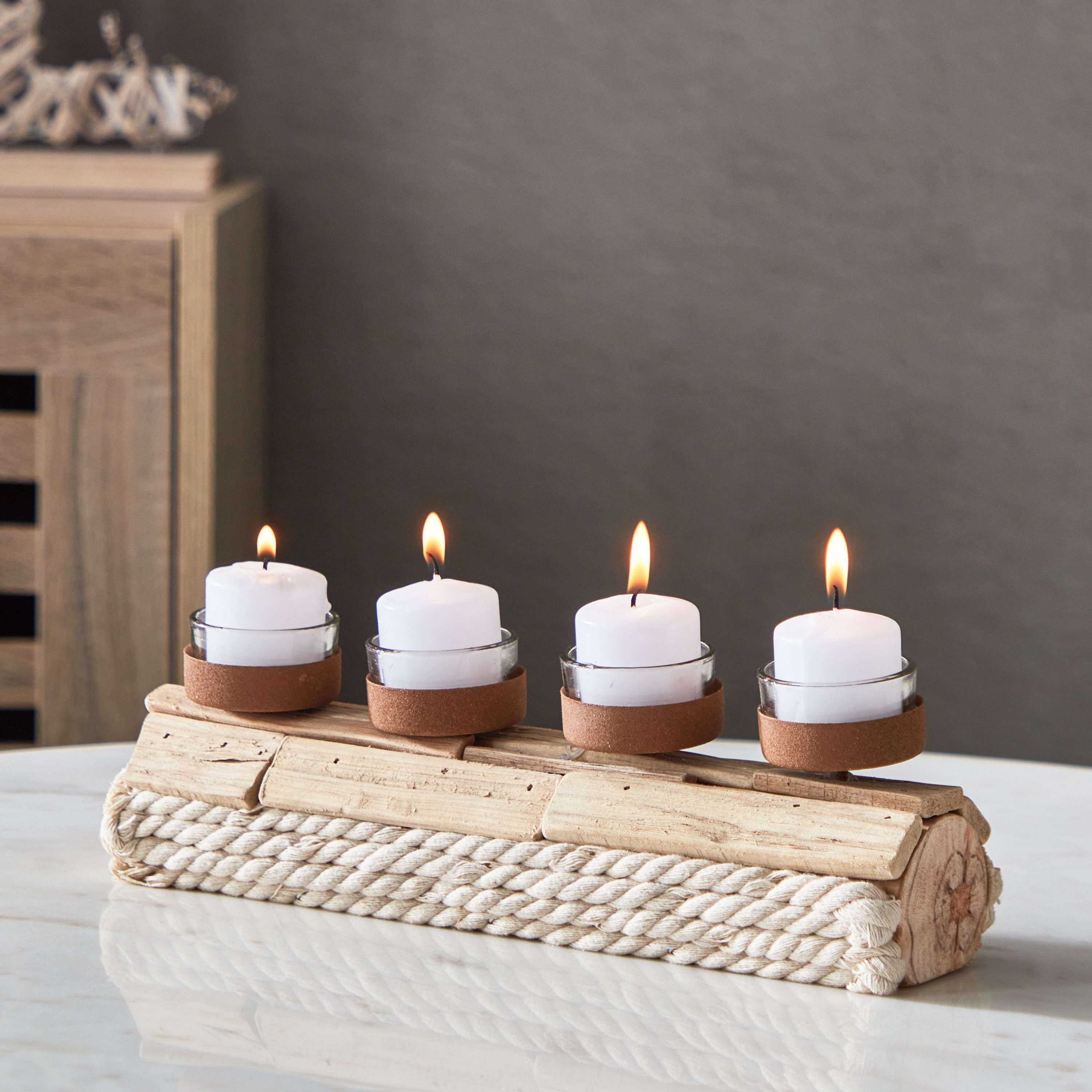 حامل شموع خشبي طبيعي من لامبر - 28x8x9.5 سم-hbxlivingroom-decorandaccessories-candleholders-image-1