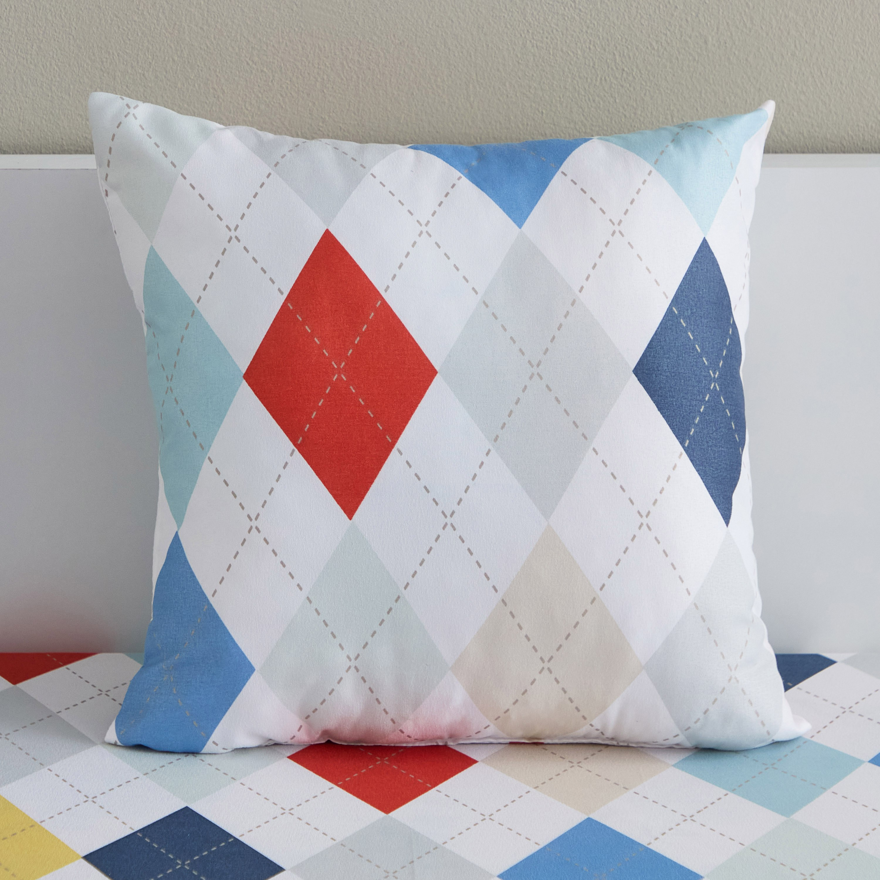 وسادة محشوة منقوشة قابلة لاستخدام على الوجهين من نورا - 40x40 سم-hbxhomeware-hbxkidsandyouth-image-1