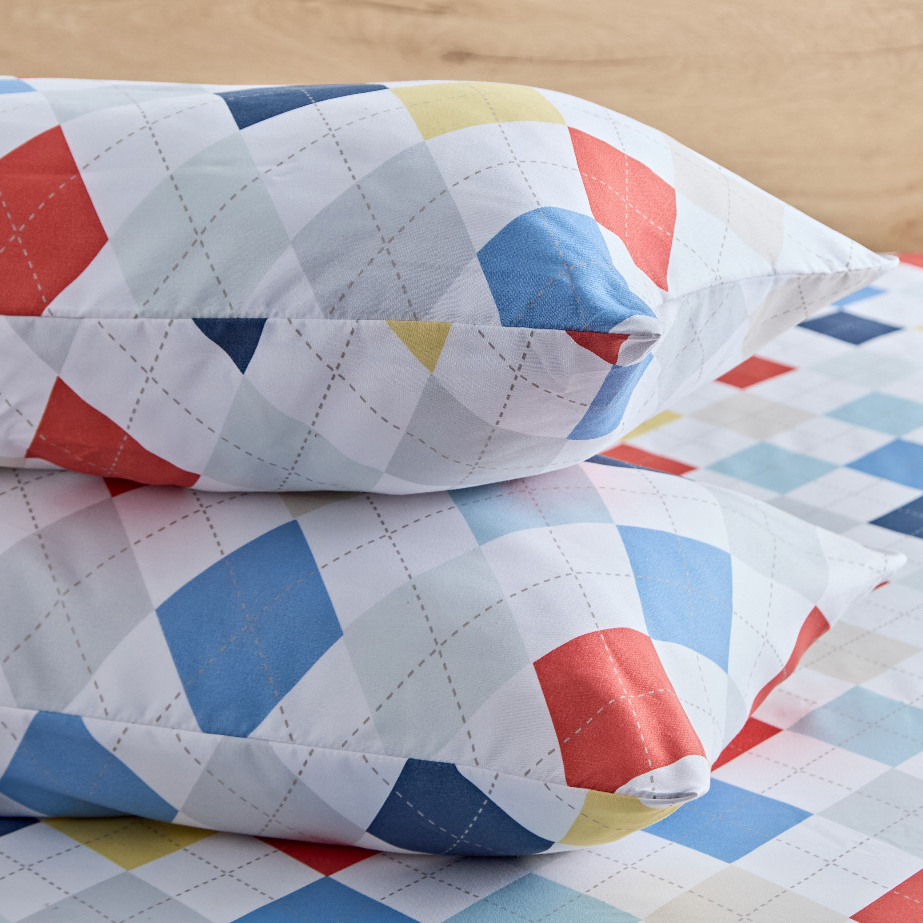 طقم أغطية وسائد على الوجهين من الألياف الدقيقة قطعتين بنقش مربع من نورا - 50x75 سم-hbxhomeware-hbxkidsandyouth-image-2