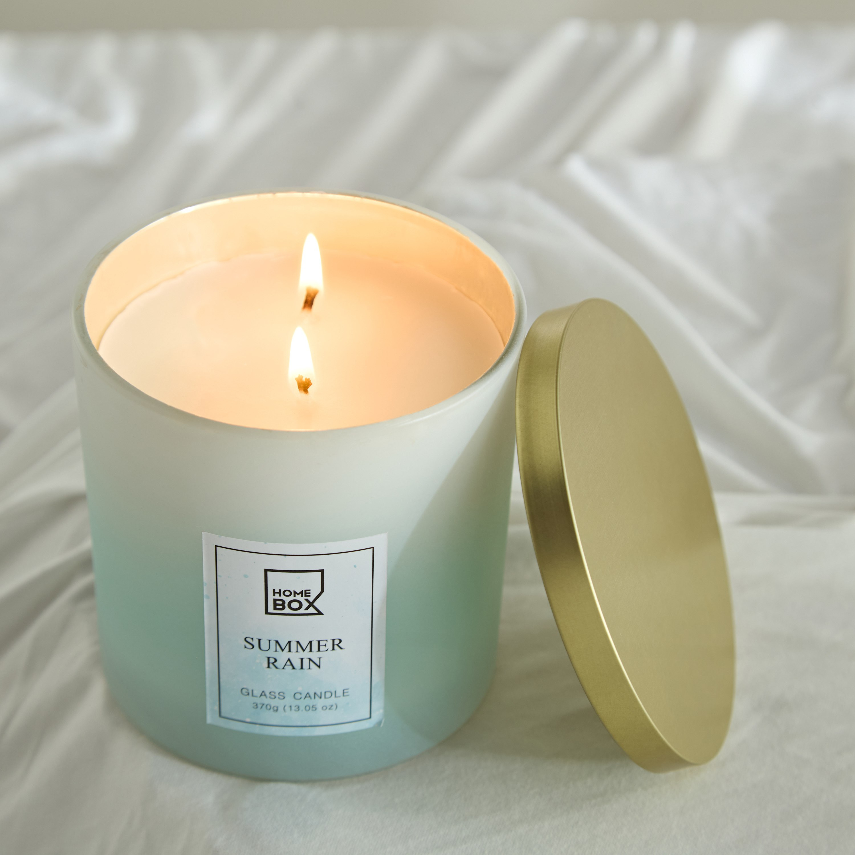 شمعة بغطاء معدني سمر رين من جاردن - 380 جم-hbxlivingroom-decorandaccessories-candles-image-2