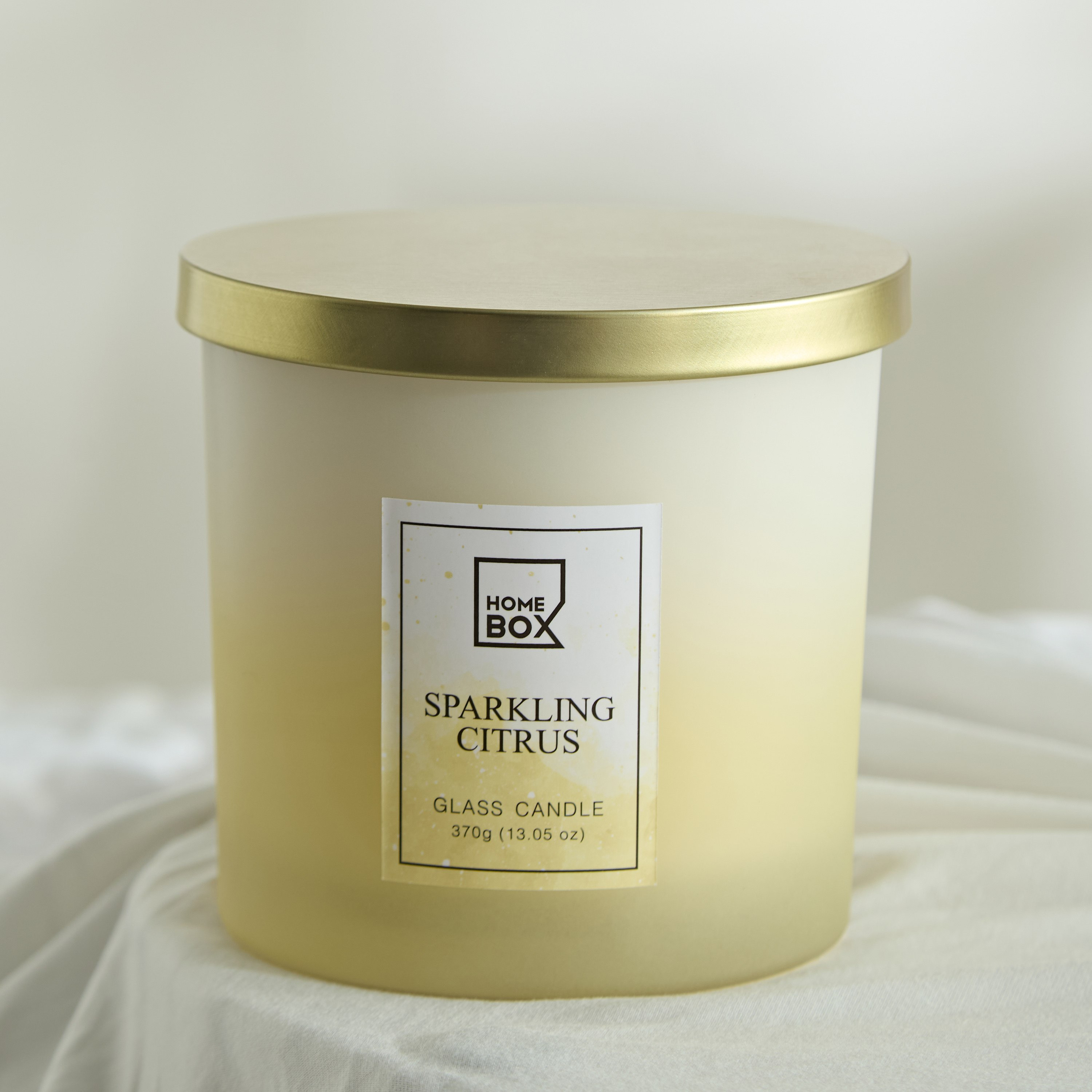 شمعة بغطاء معدني سباركلينج سيتروس من جاردن - 370 جم-hbxlivingroom-decorandaccessories-candles-image-1