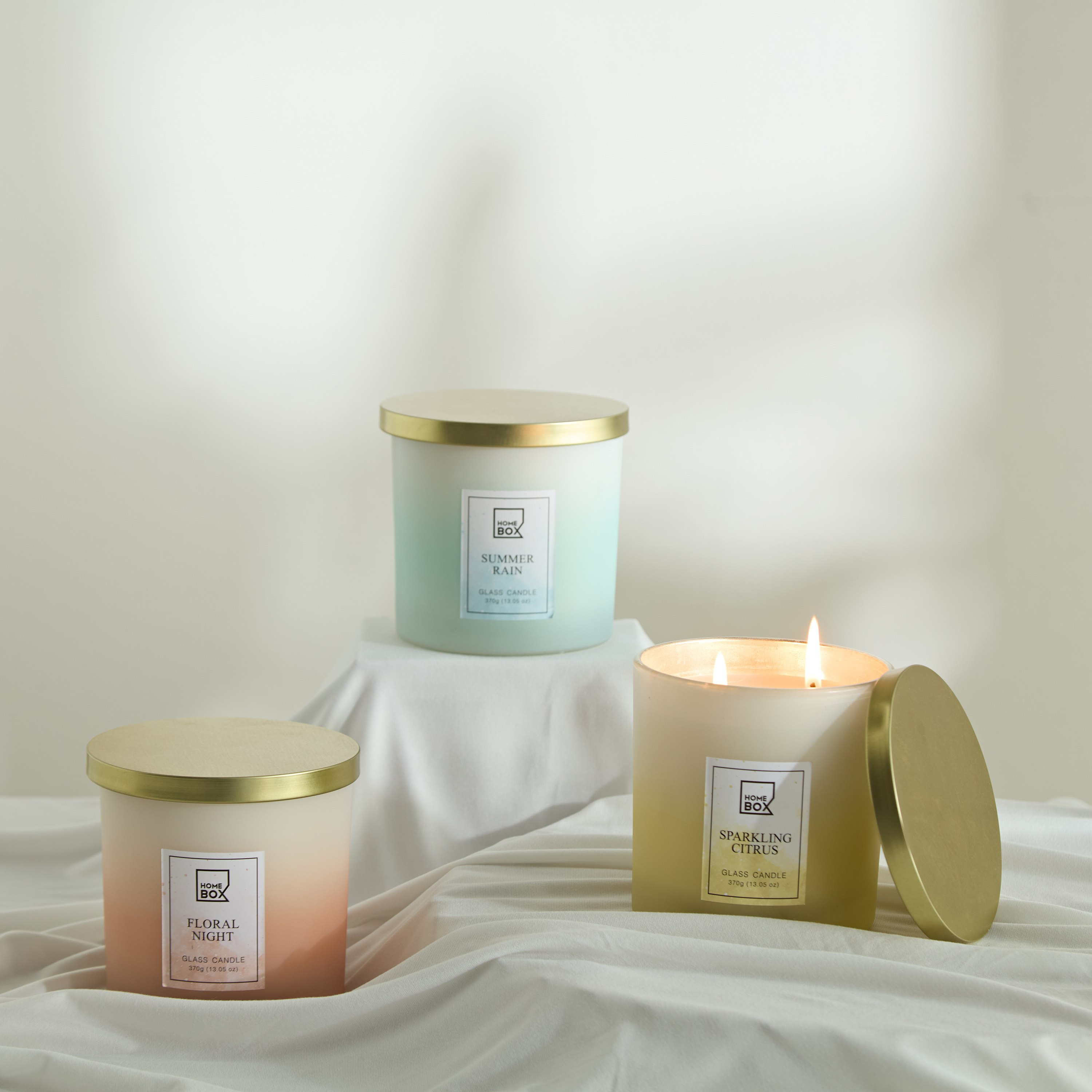 شمعة بغطاء معدني سباركلينج سيتروس من جاردن - 370 جم-hbxlivingroom-decorandaccessories-candles-image-4