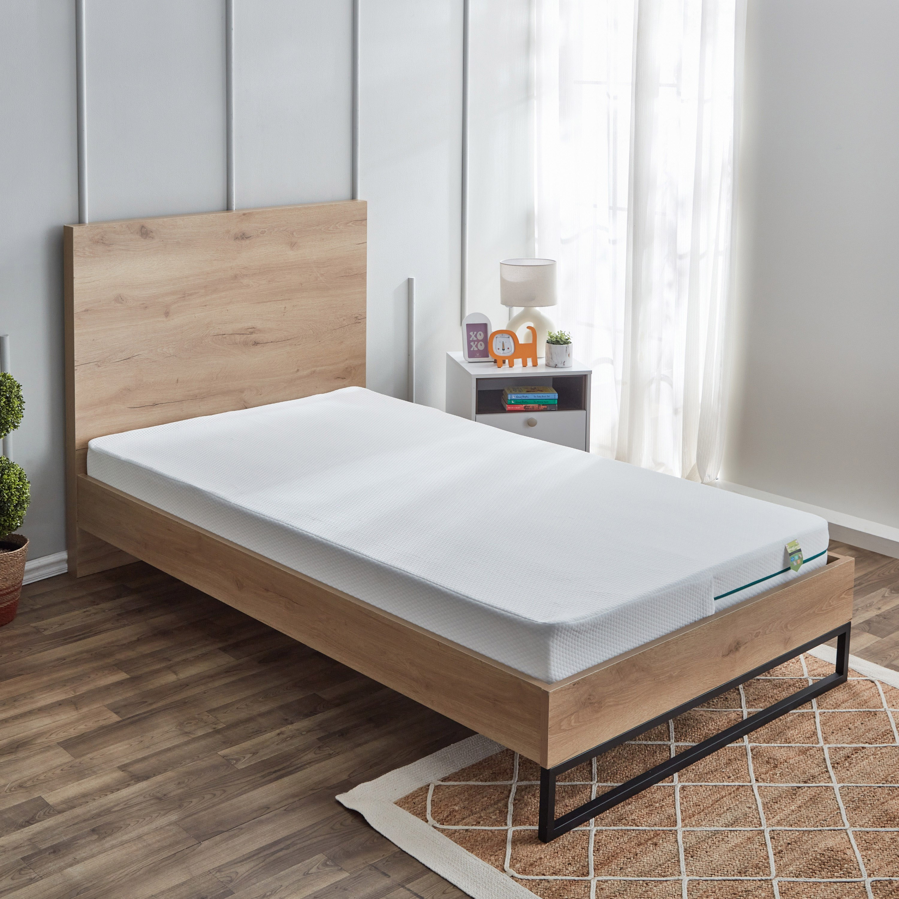 SleepEase iHampton Kids Foam Bonnell Spring Twin Mattress - 120x200x16 cm-hbxfurniture-mattresses-twin-image-2