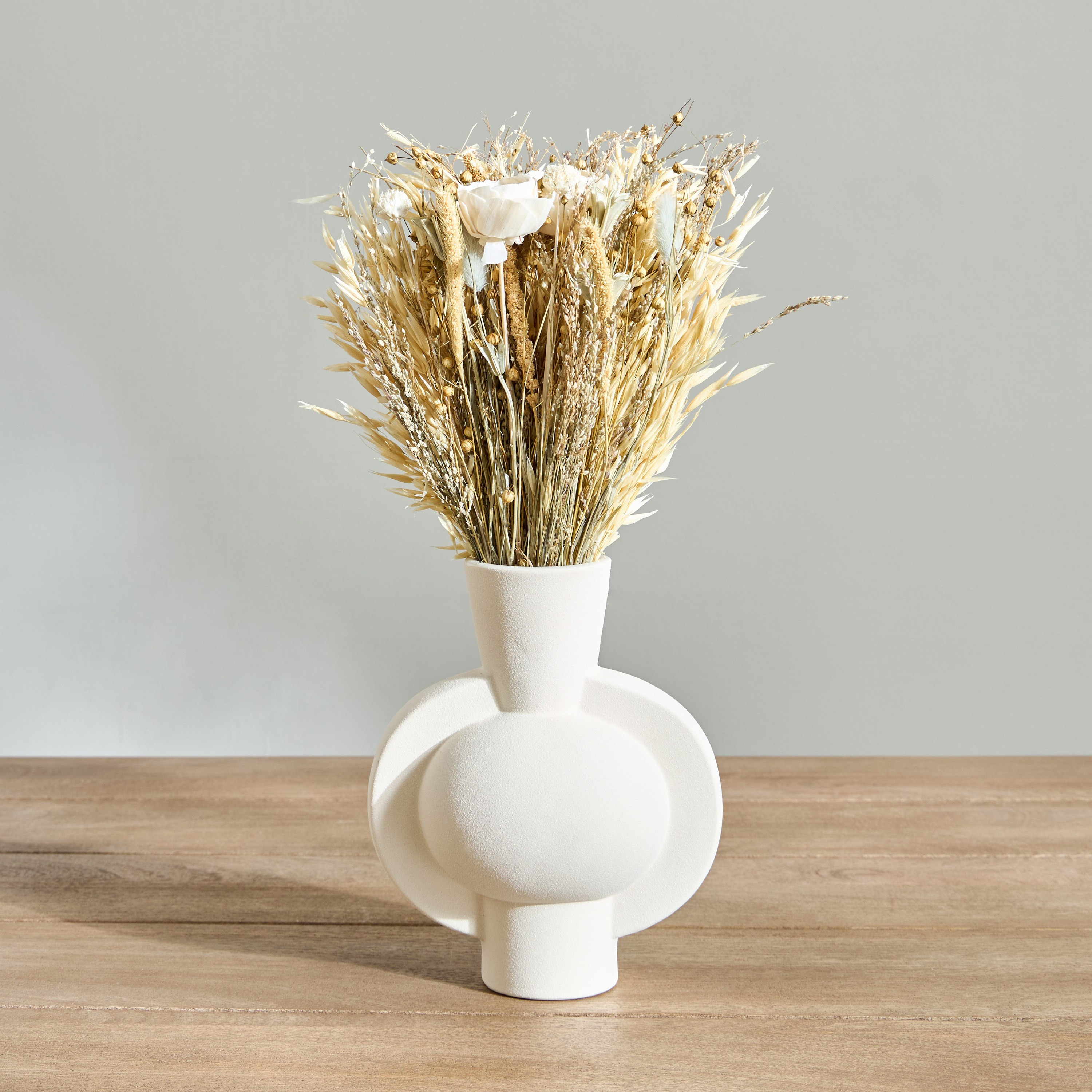 Miley Dried Flower Bouquet with Tissi Grass - 45 cm-hbxdecorandfurnishings-homeaccessories-artificialflowersandplants-image-1