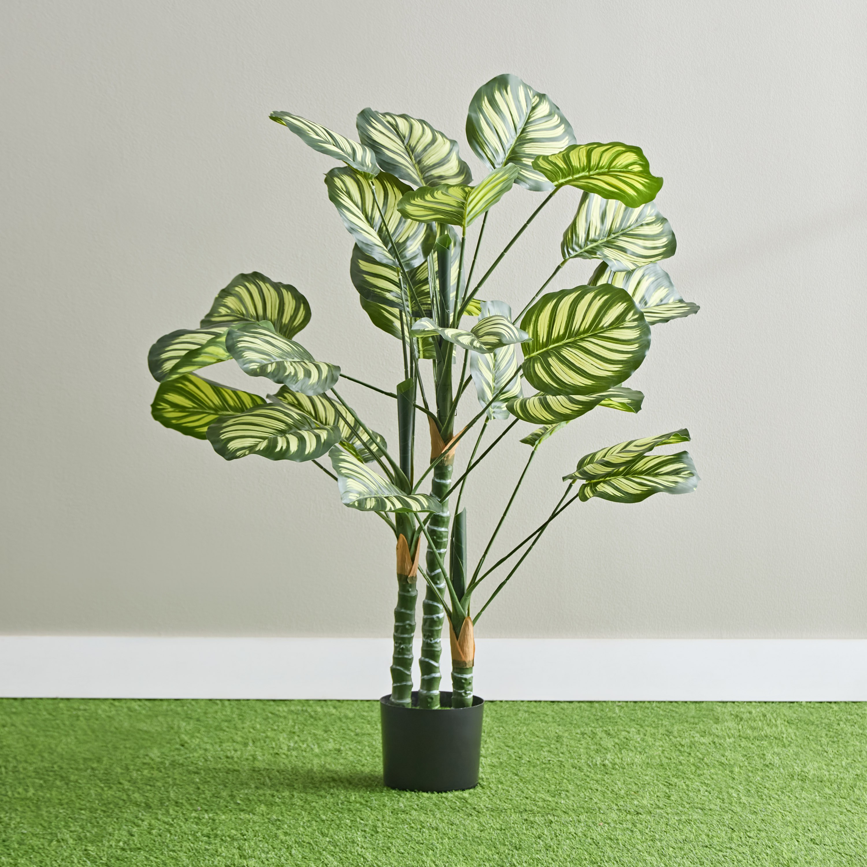 شجرة كالاتيا صناعيّة من تيودورا - 105 سم-hbxdecorandfurnishings-homeaccessories-artificialflowersandplants-image-1