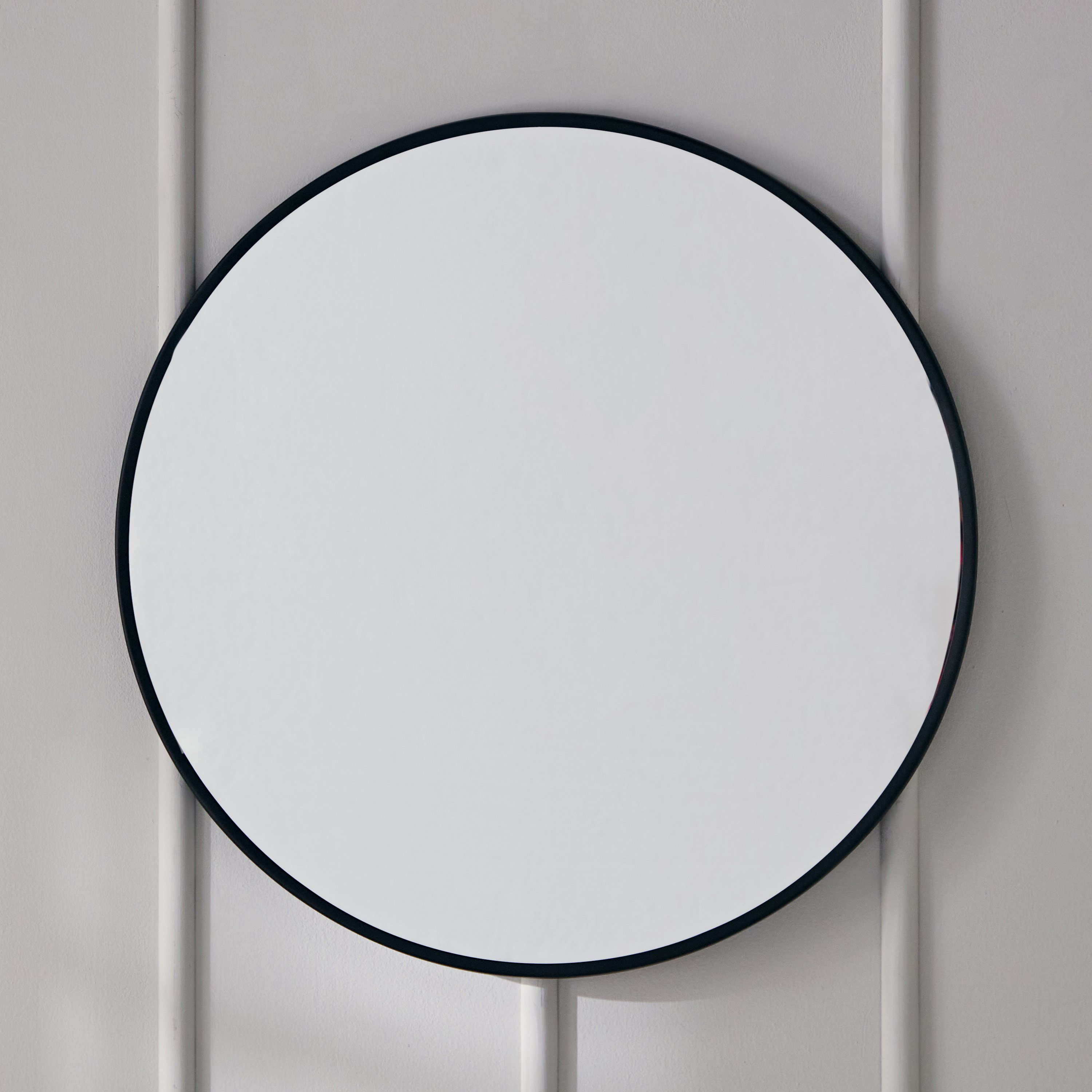 مرآة معدنية مستديرة من أنجليس - 71x71x1.8 سم-hbxhomeware-hbxdecorandfurnishings-image-2