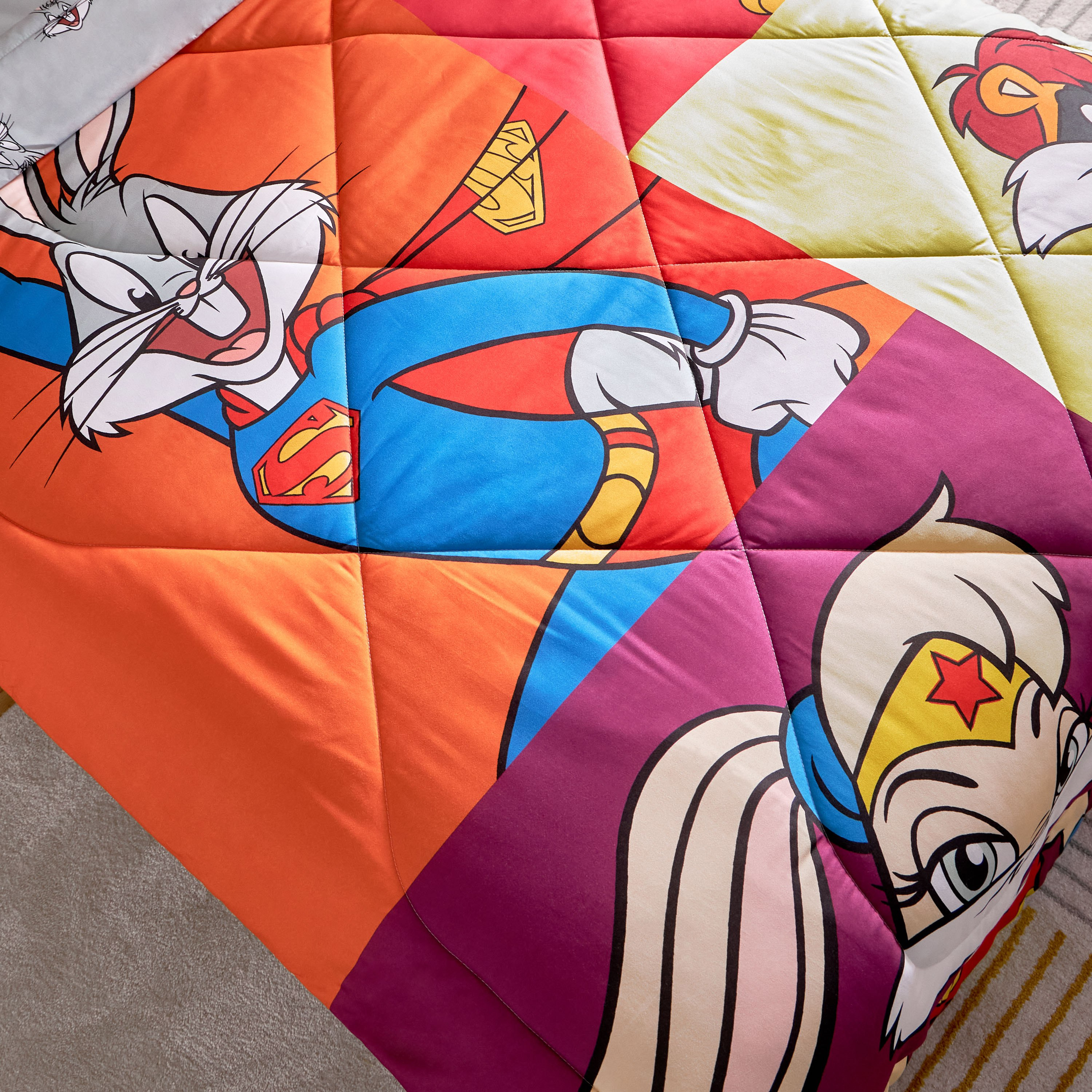 طقم لحاف توين قطعتين بطابع لوني تيونز - 160x220 سم-hbxhomeware-hbxkidsandyouth-image-5