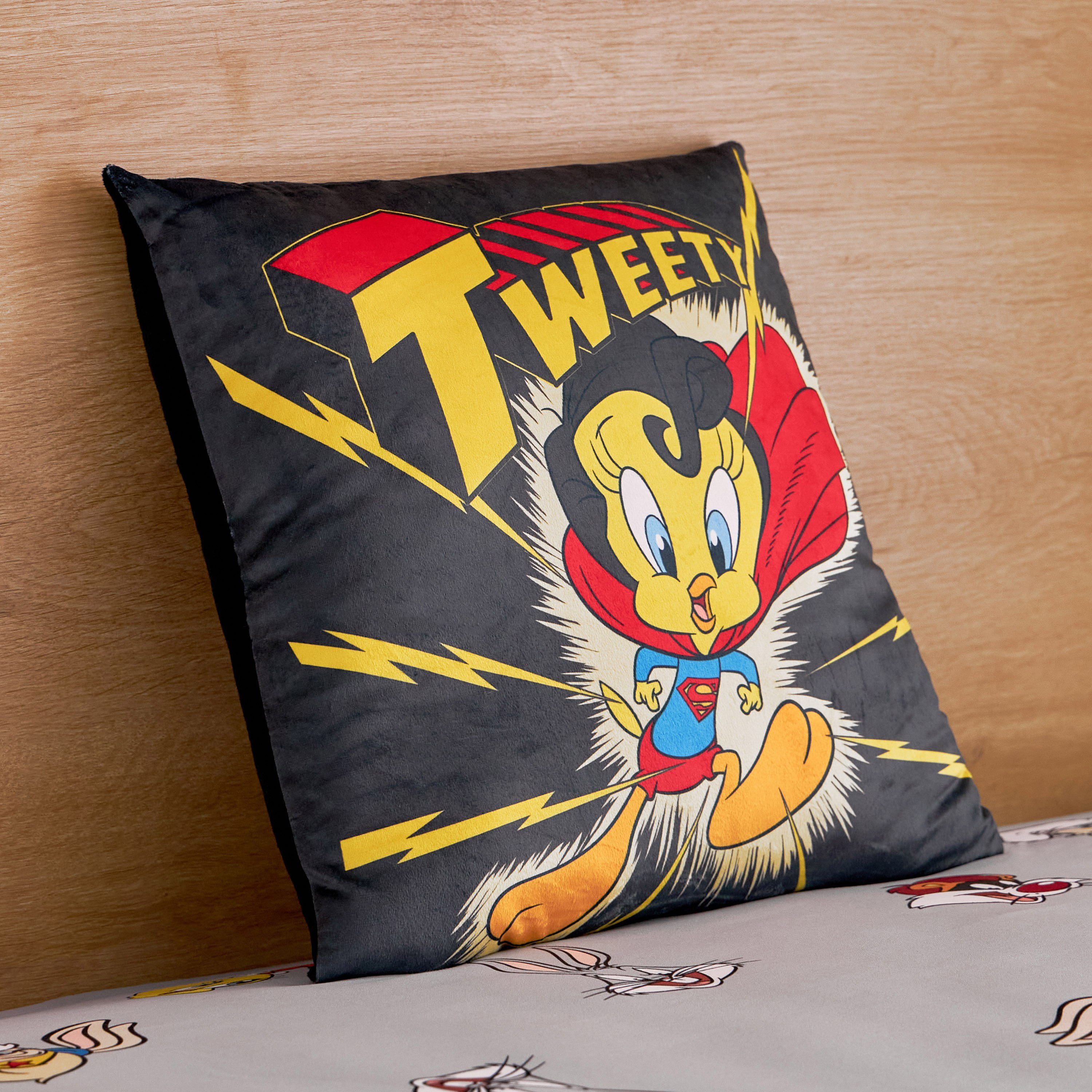 وسادة بتصميم لوني تيونز - 40x40 سم-hbxhomeware-hbxkidsandyouth-image-1