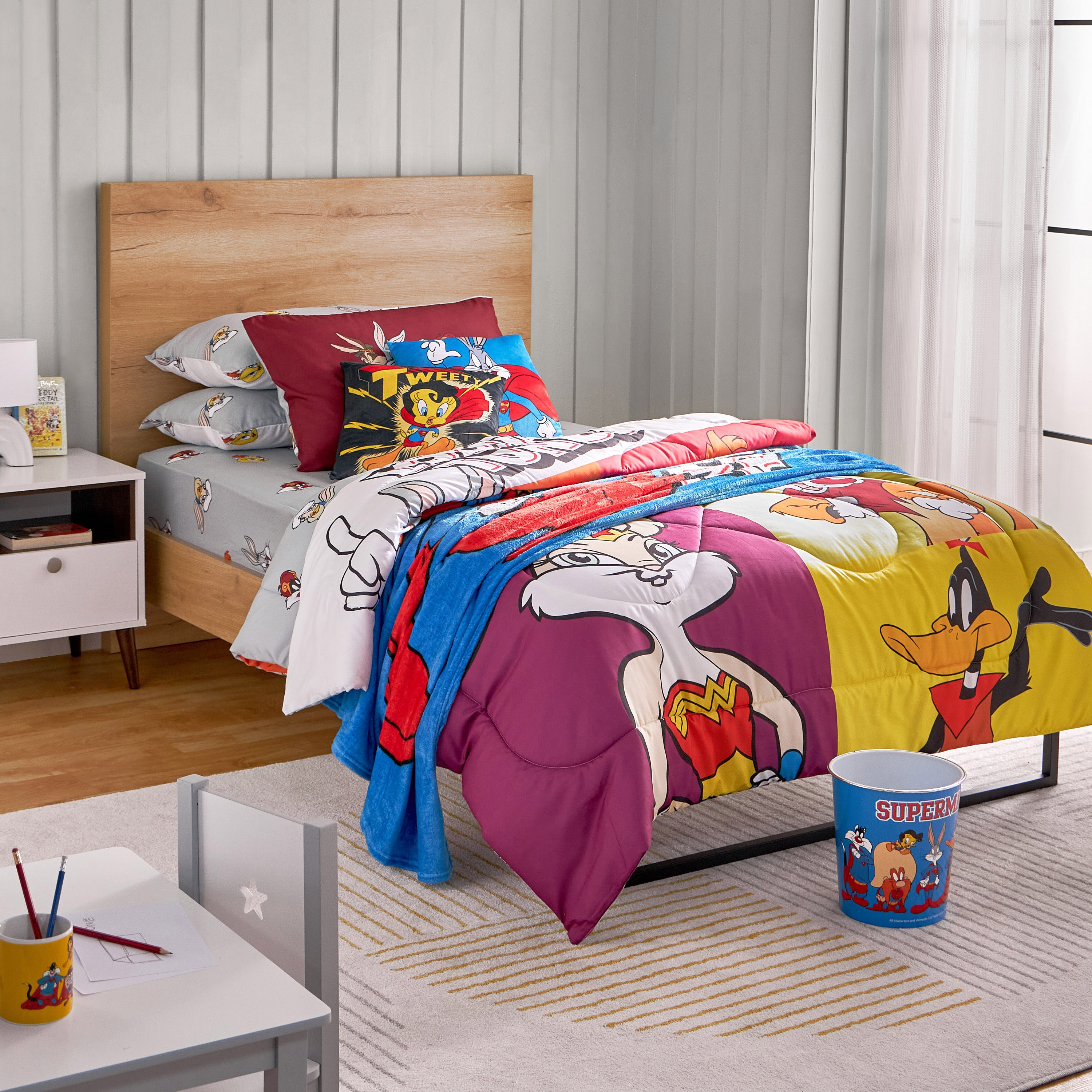 Looney Tunes Plastic Dustbin - 26x24 cm-hbxhomeware-hbxkidsandyouth-image-5