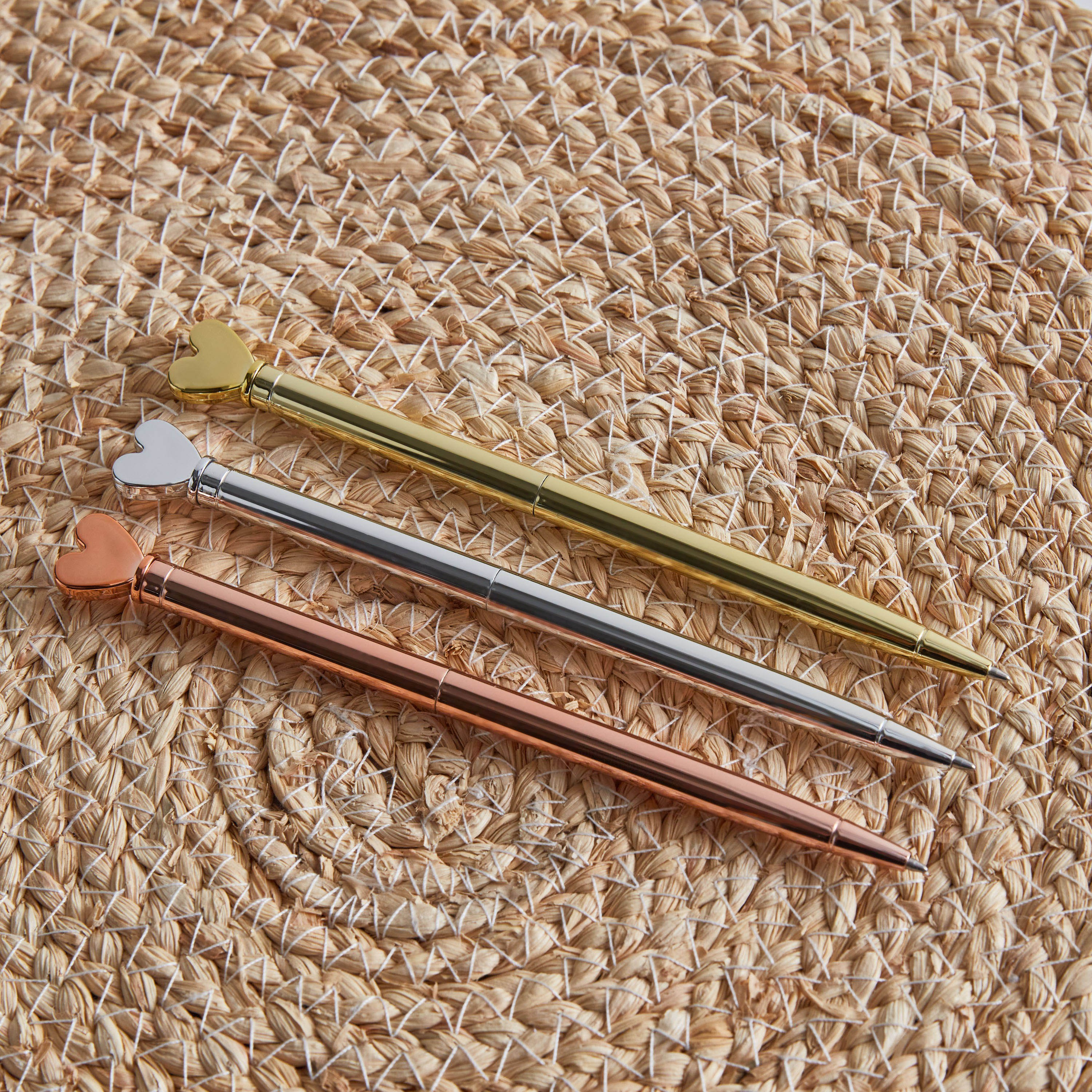 Daisy Field Glitter Pen - Set of 3-hbxkidsandyouth-playroom-stationery-image-1