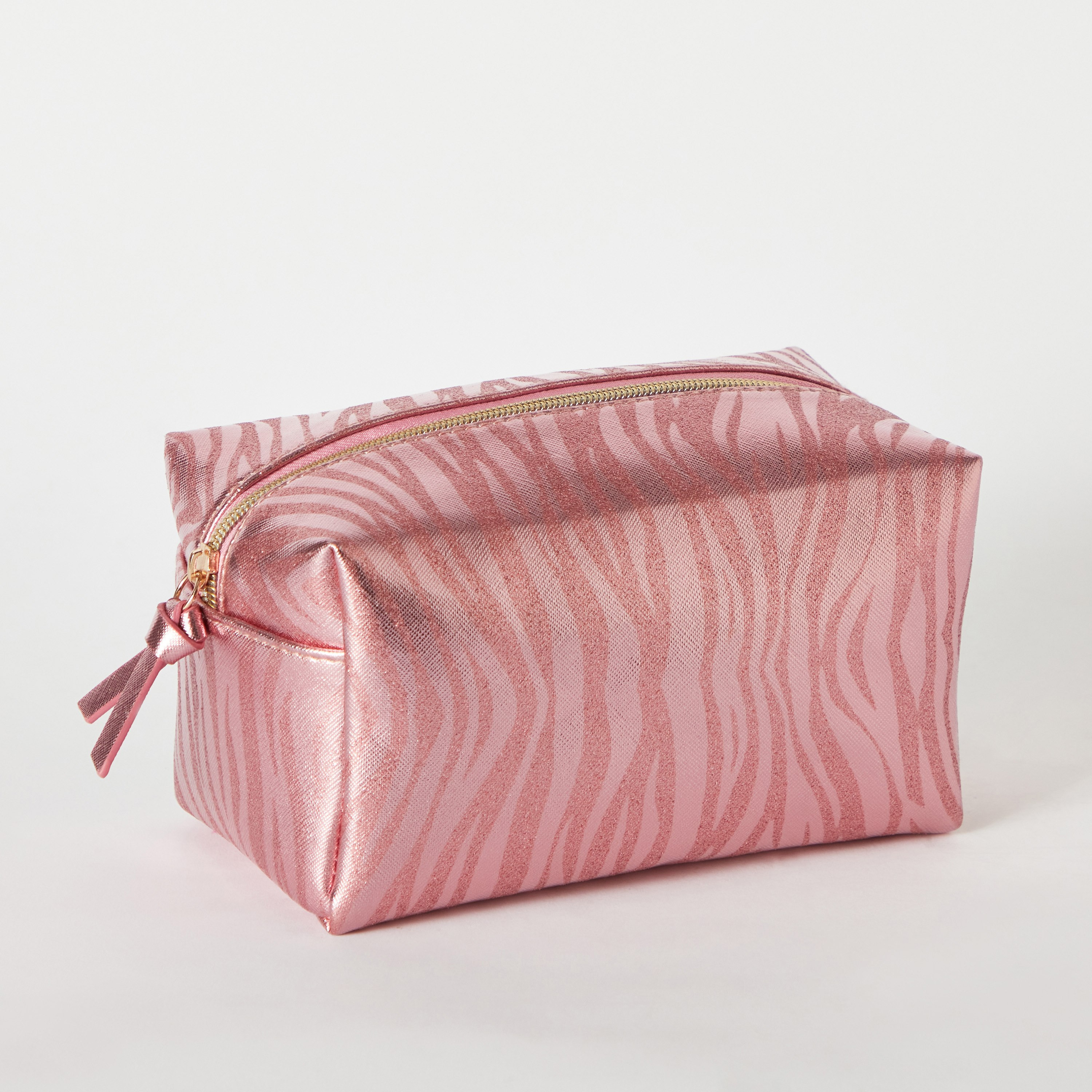 شنطة مستحضرات تجميل من بوب باليت-hbxkidsandyouth-playroom-stationery-image-5
