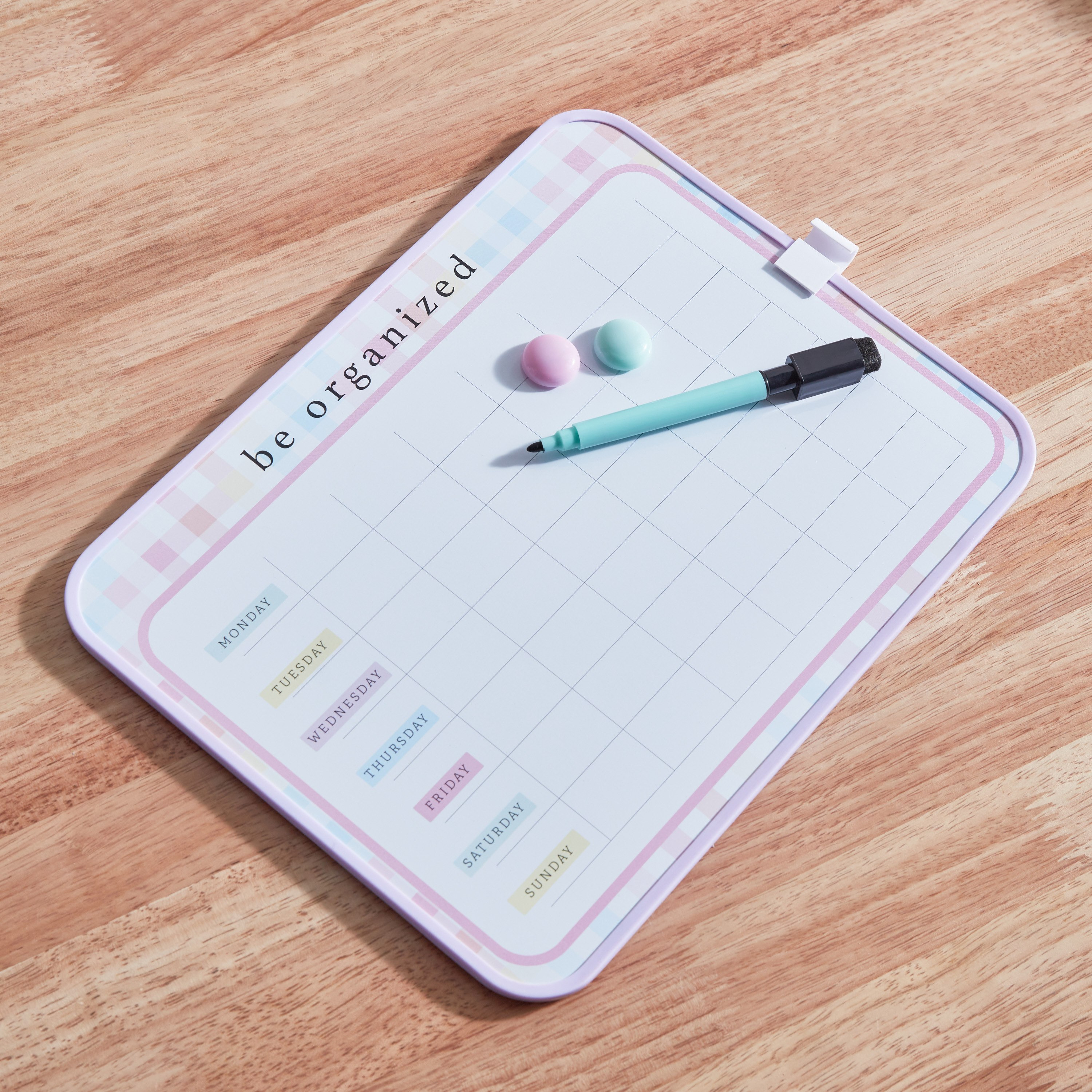 لوحة مغناطيسية أسبوعية من بوب باليت-hbxkidsandyouth-playroom-stationery-image-2