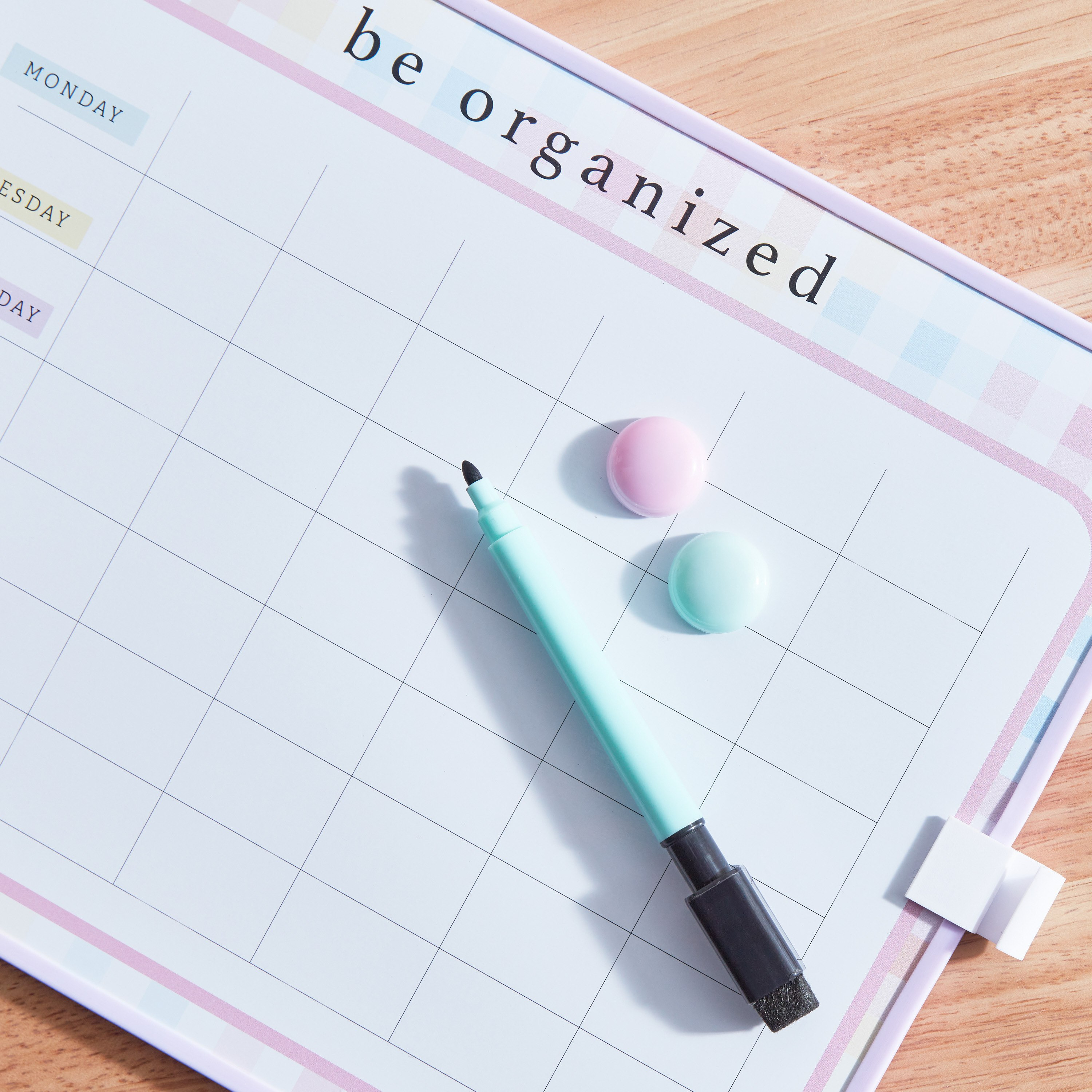 لوحة مغناطيسية أسبوعية من بوب باليت-hbxkidsandyouth-playroom-stationery-image-3