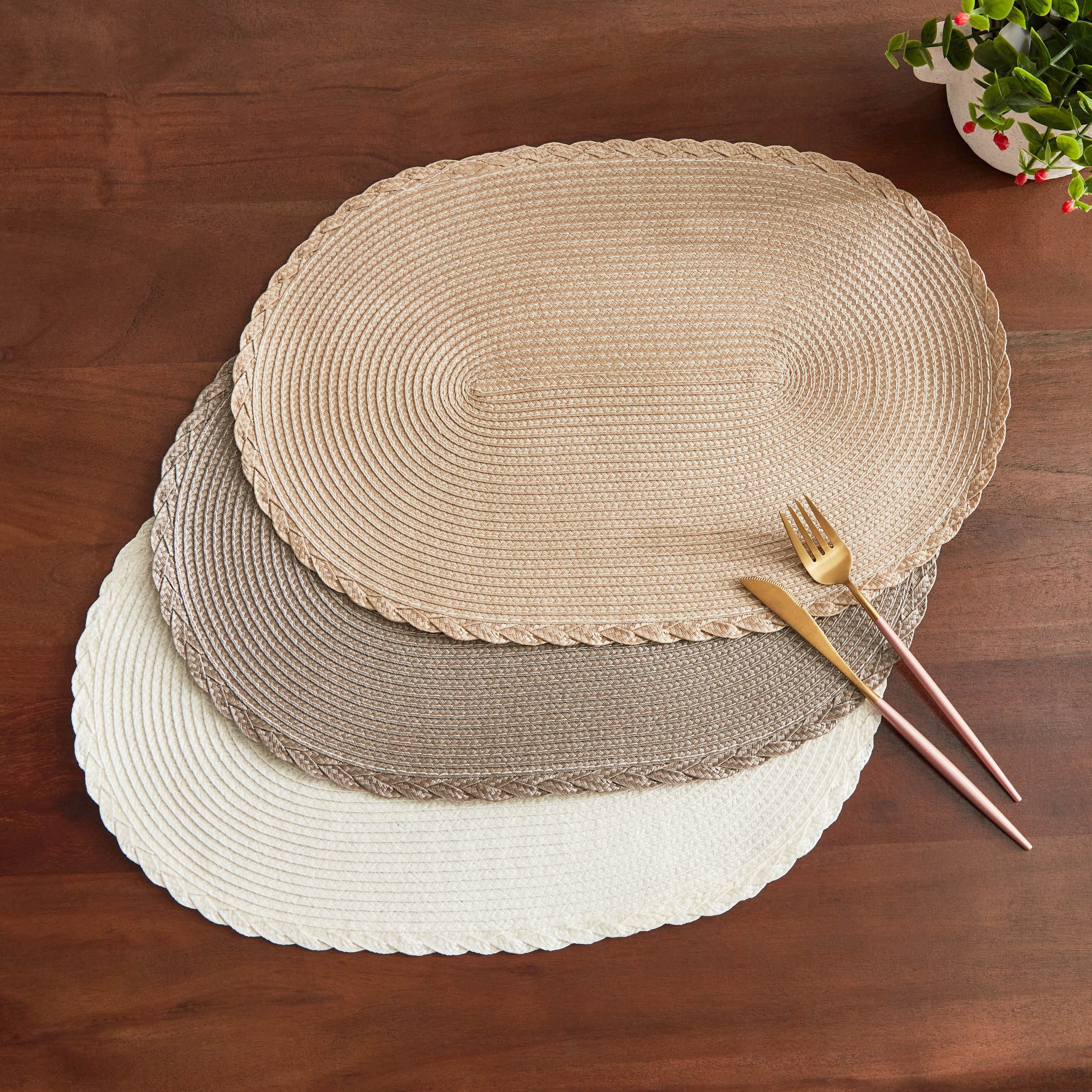 Miso Oval Polypropylene Placemat - 30x45 cm-hbxdecorandfurnishings-homefurnishings-tablelinens-image-4
