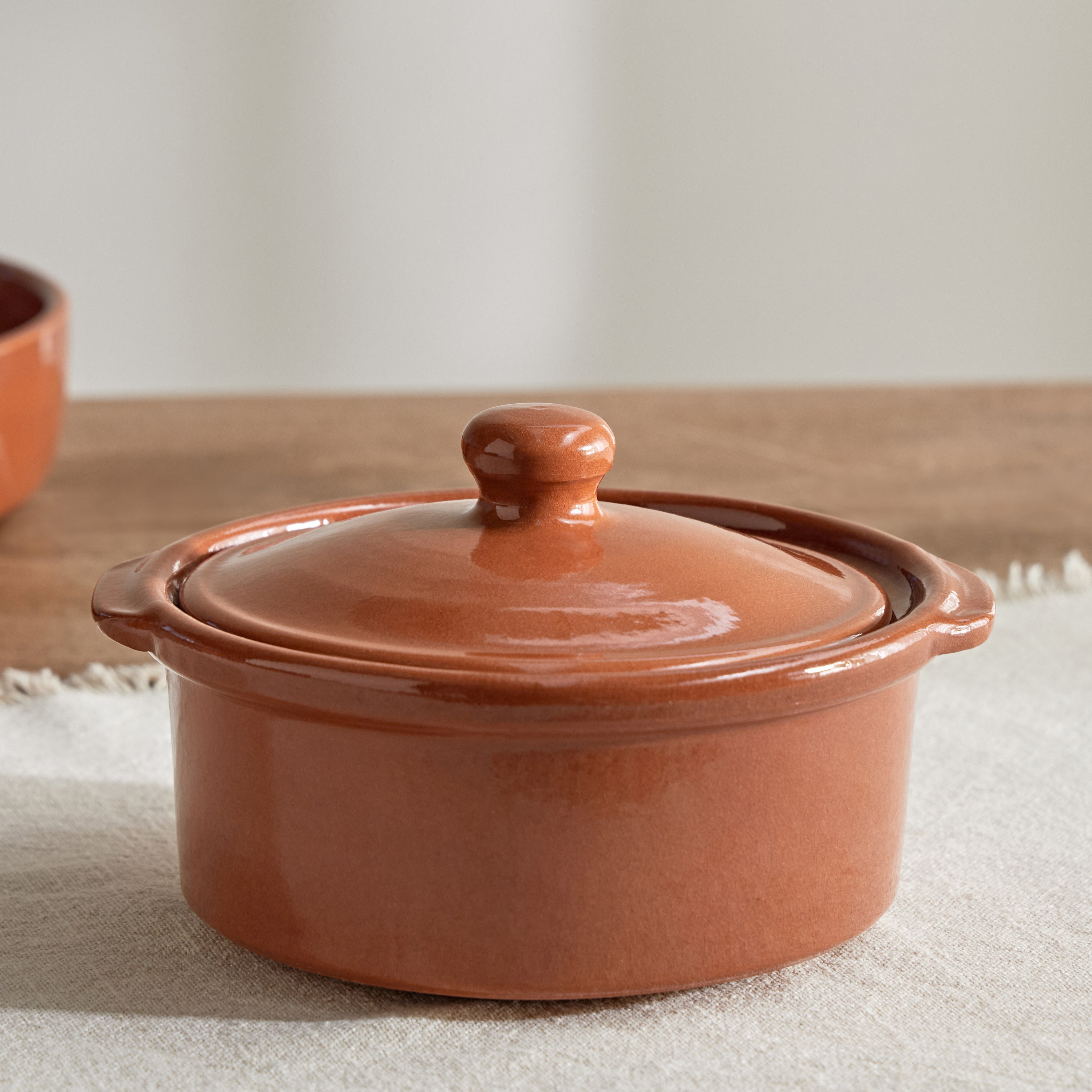 قدر للطهي والتقديم من أرسيلا - 20.5 سم-hbxdecorandfurnishings-tabletop-serveware-image-1