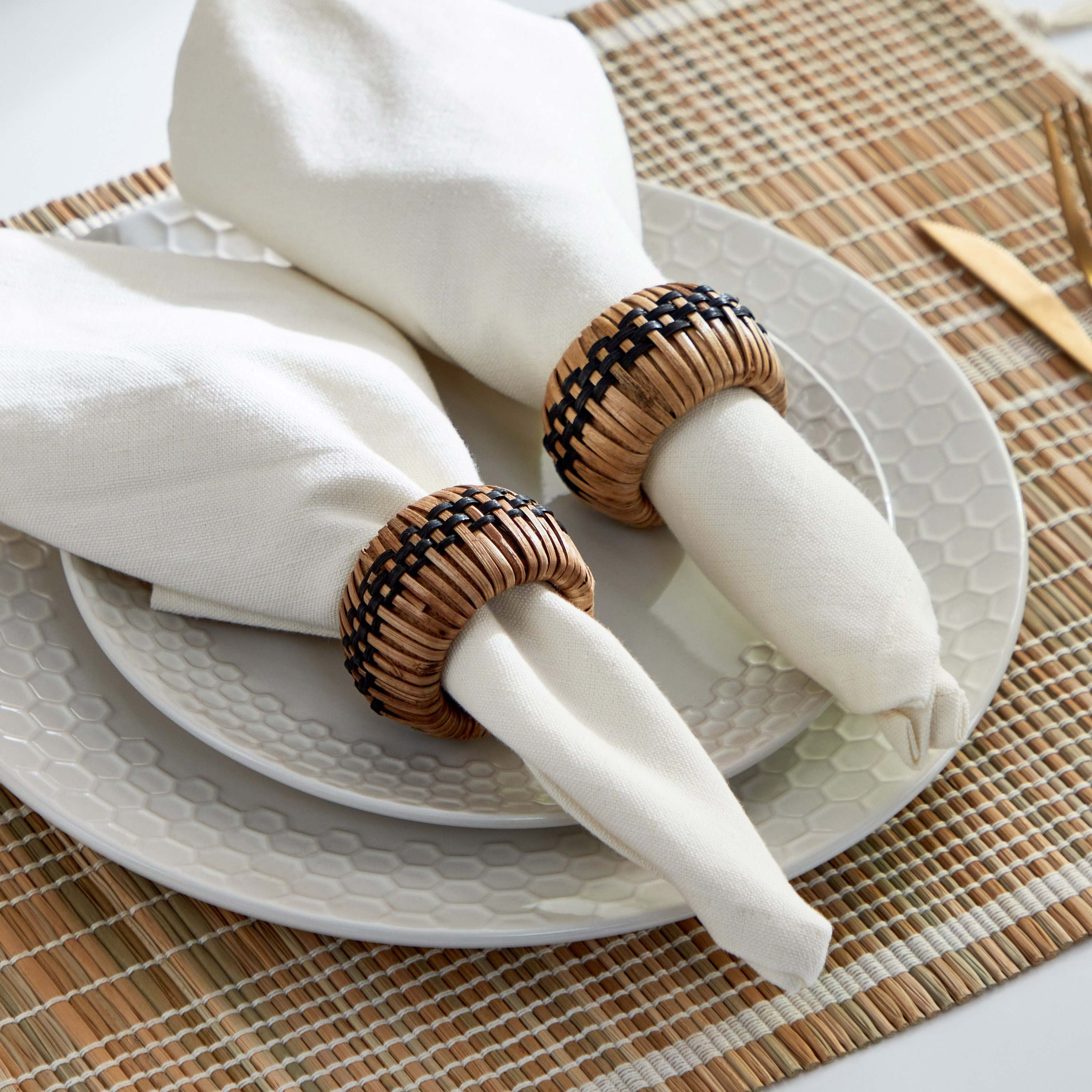 طقم حلقات مناديل من الخشب والروطان قطعتين من فيجيل - 5 سم-hbxdecorandfurnishings-homefurnishings-tablelinens-image-1
