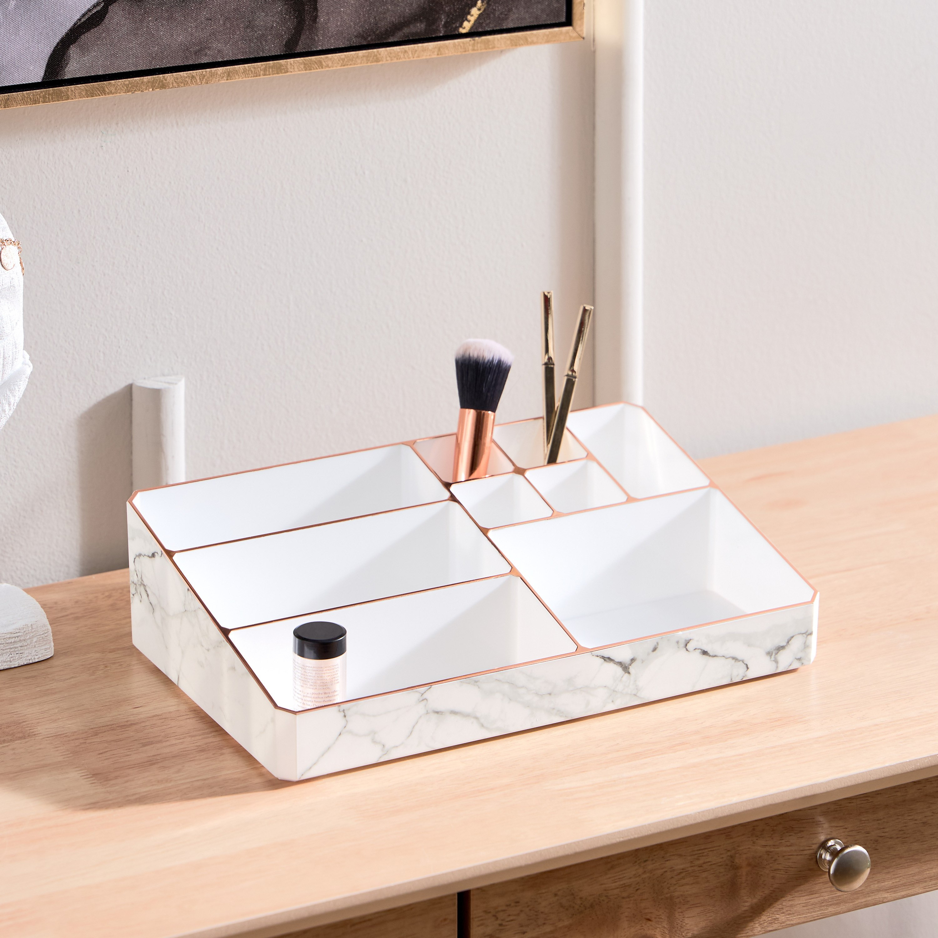 منظم مستحضرات تجميل رخامي - 31.3x19.4x8.3 سم-hbxbedroom-bedroomaccessories-jewelleryboxesandholders-image-1