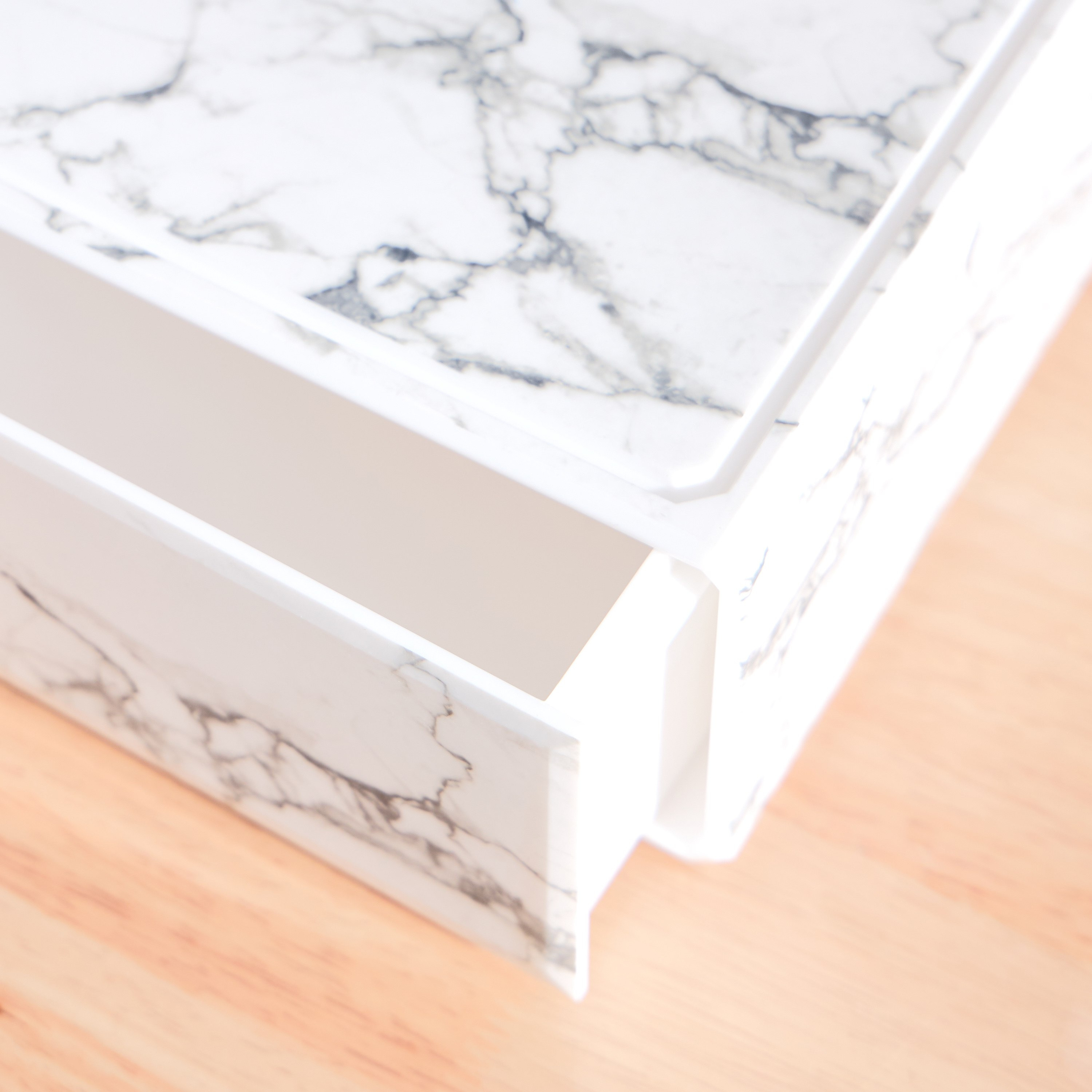 صندوق تخزين رخامي كبير بمقبض معدني - 32.6x22.5x9.3 سم-hbxbedroom-bedroomaccessories-bedroomstorage-image-3