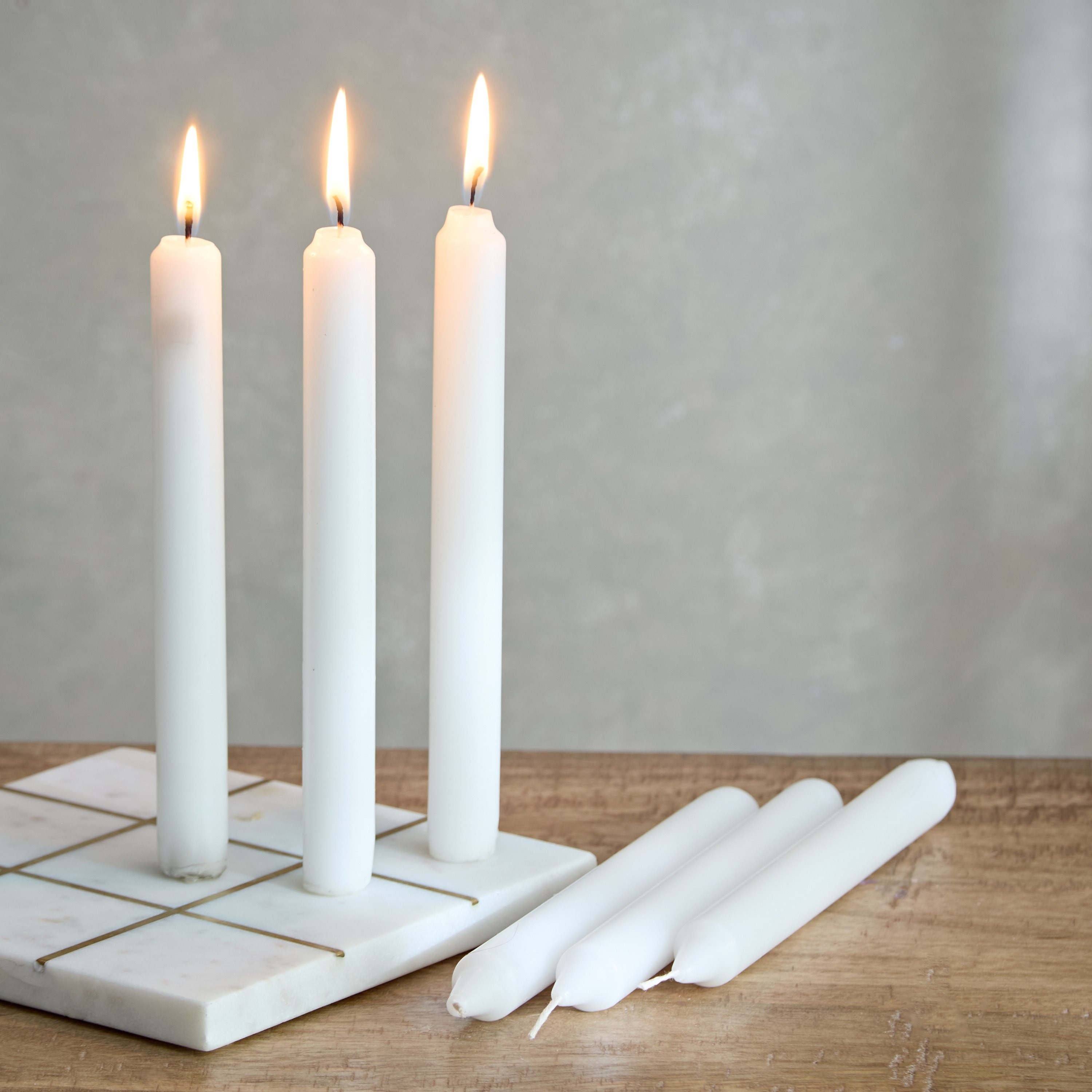 Qara 6-Piece White Musk and Warm Vanilla Dinner Candle Set - 55 g-hbxlivingroom-decorandaccessories-candles-image-2