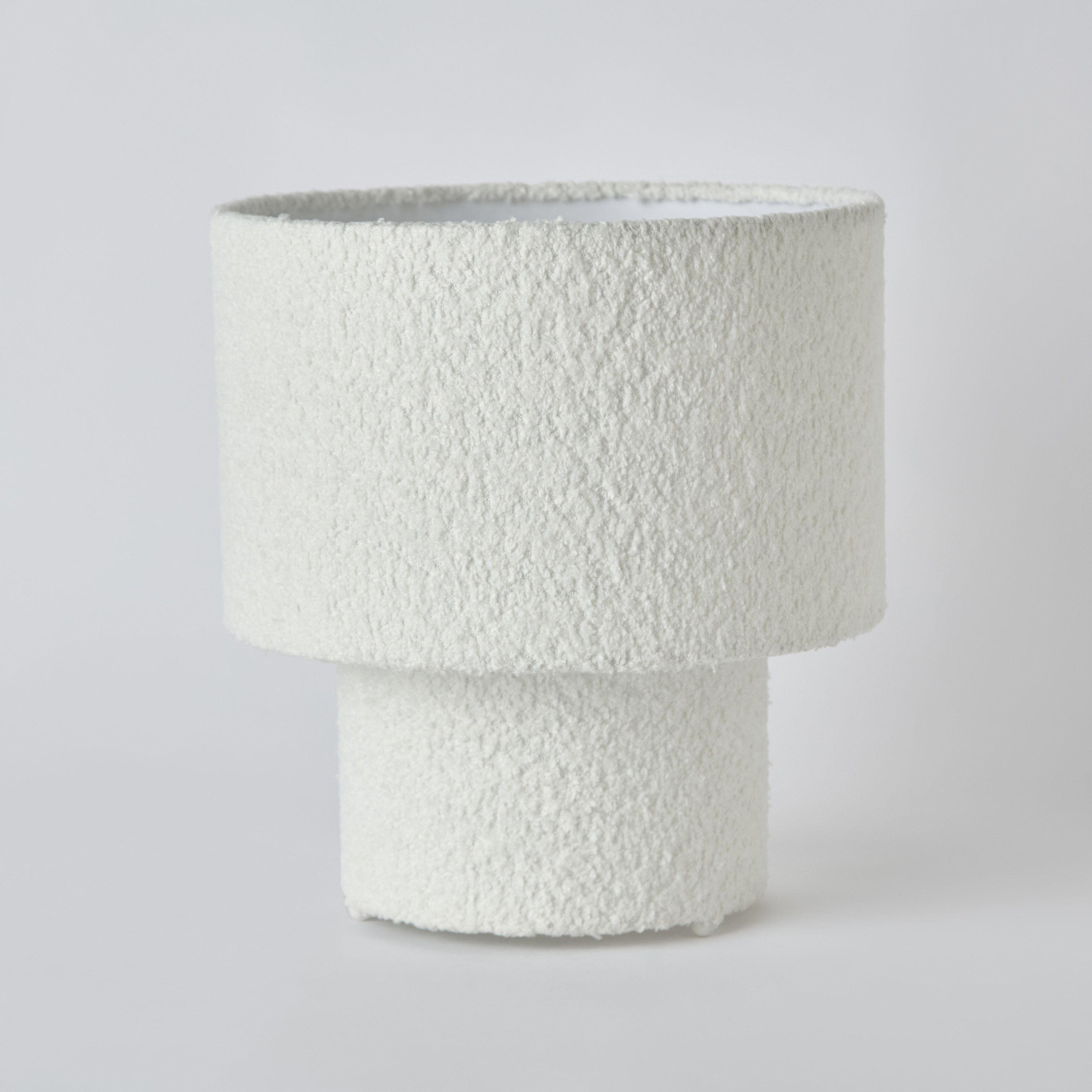 مصباح طاولة بقاعدة وغطاء صوف من أميلي - 31 سم-hbxbedroom-lighting-tablelamps-image-6