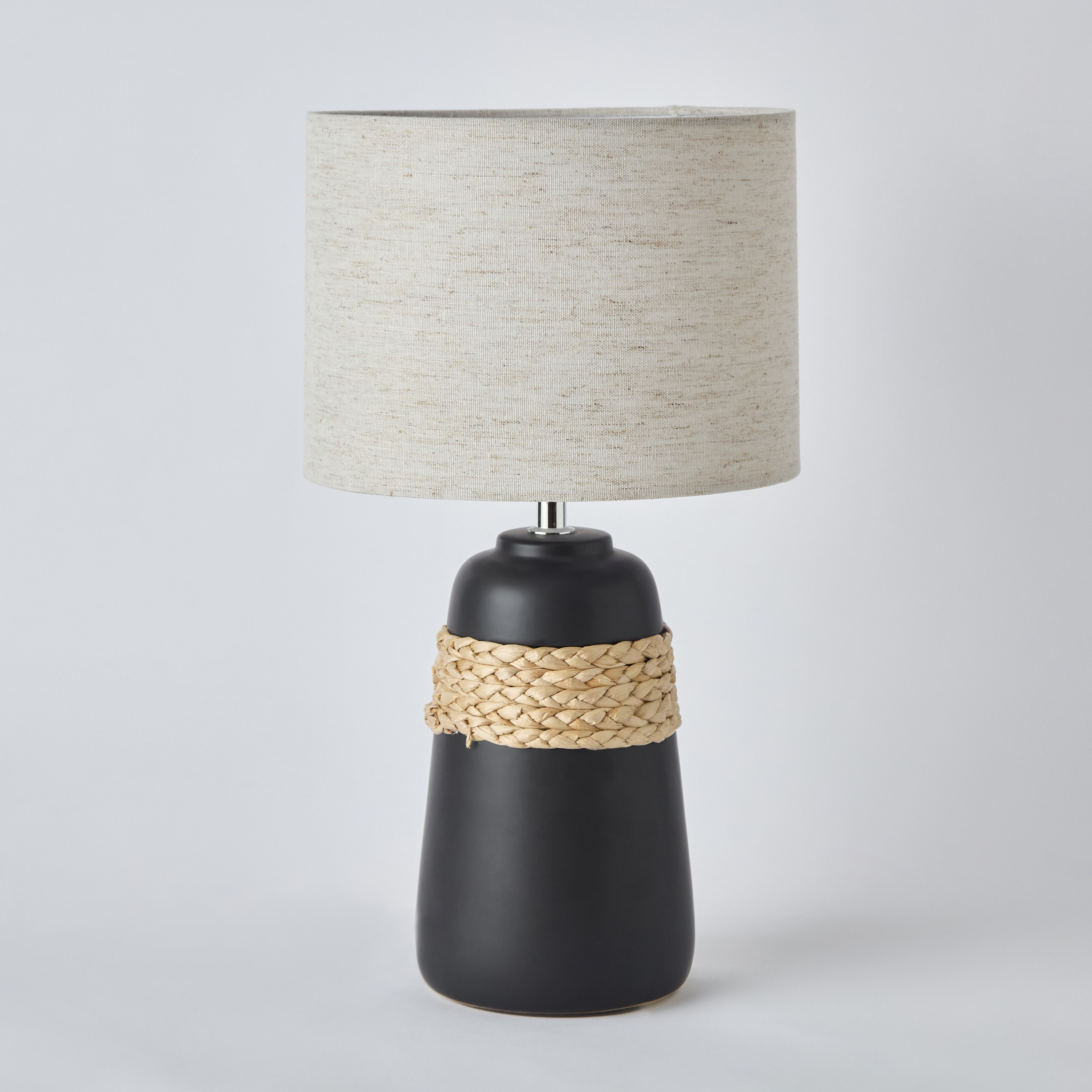 مصباح طاولة بقاعدة سيراميك وغطاء مصباح كتان من أميلي - 43 سم-hbxbedroom-lighting-tablelamps-image-6