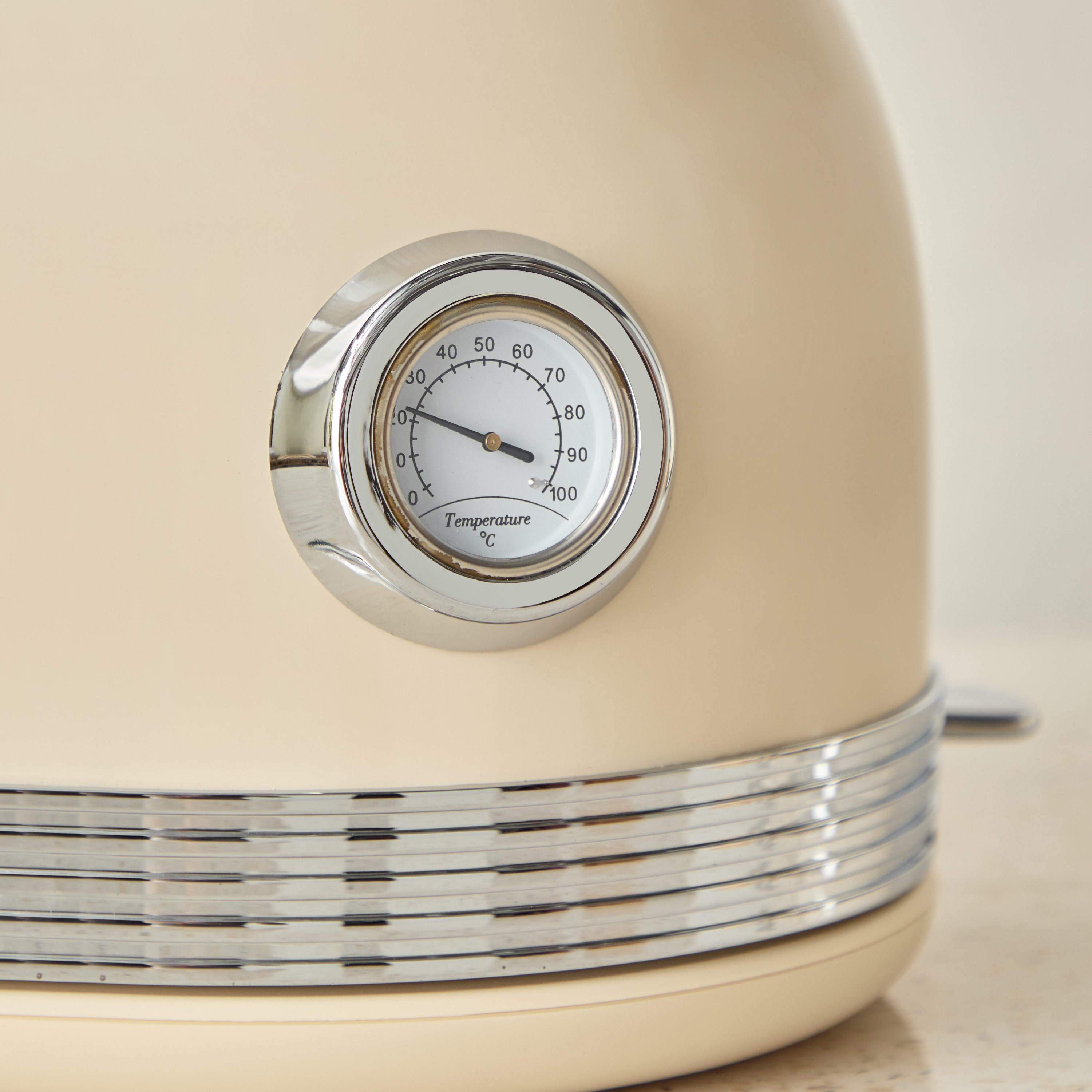 غلاية أوتوماتيكية على شكل قبة بقوة 2200 واط  من إلكت- 1.7 لتر-hbxhomeware-hbxkitchen-image-2