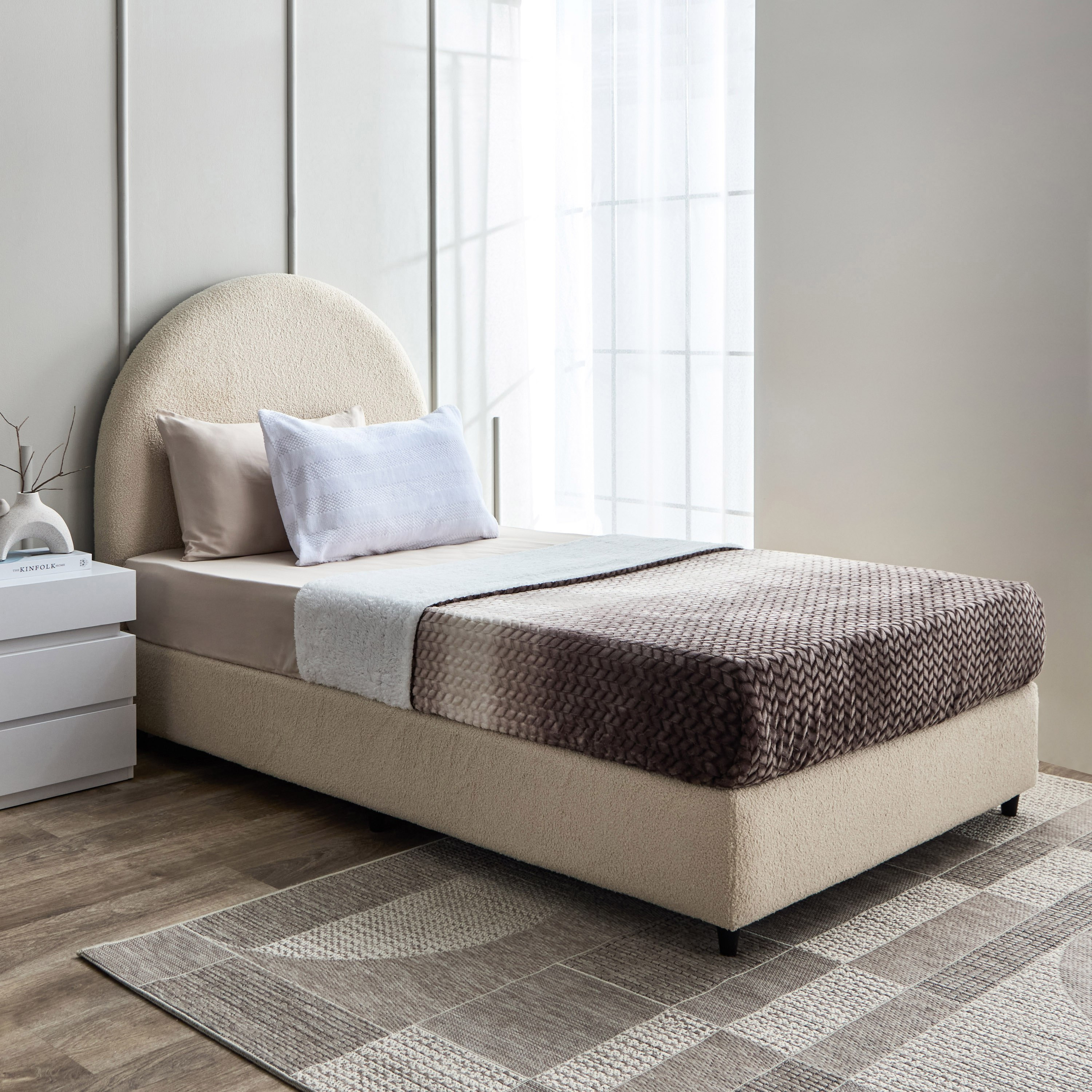 سرير توين منجد من آي كلود - 120x200 سم-hbxbedroom-bedsandbedsets-upholsteredbeds-twin-image-1