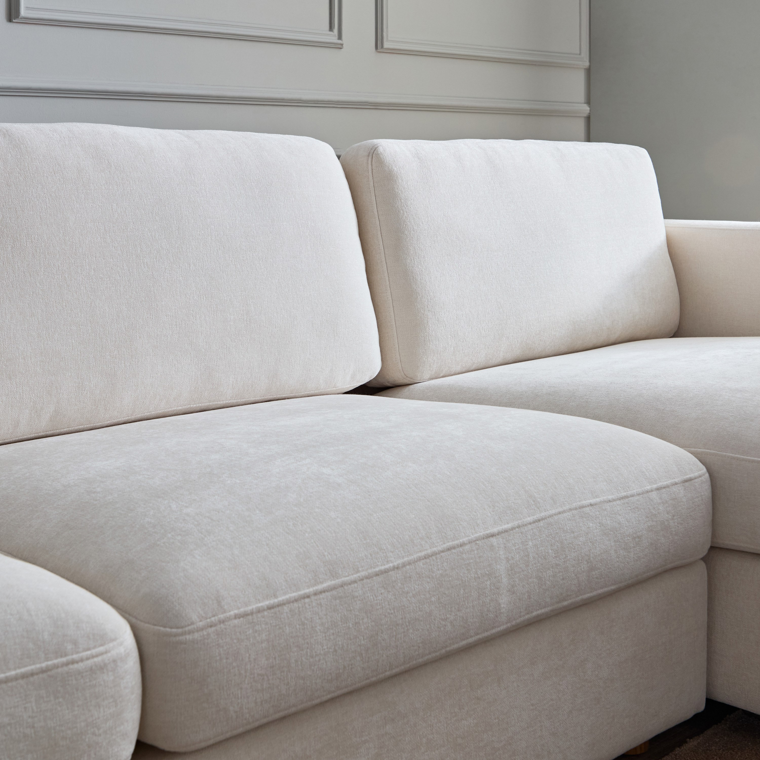 كنبة ركنية قماش يمين 4 مقاعد من كالموس-hbxlivingroom-sofasandarmchairs-cornersofas-image-3