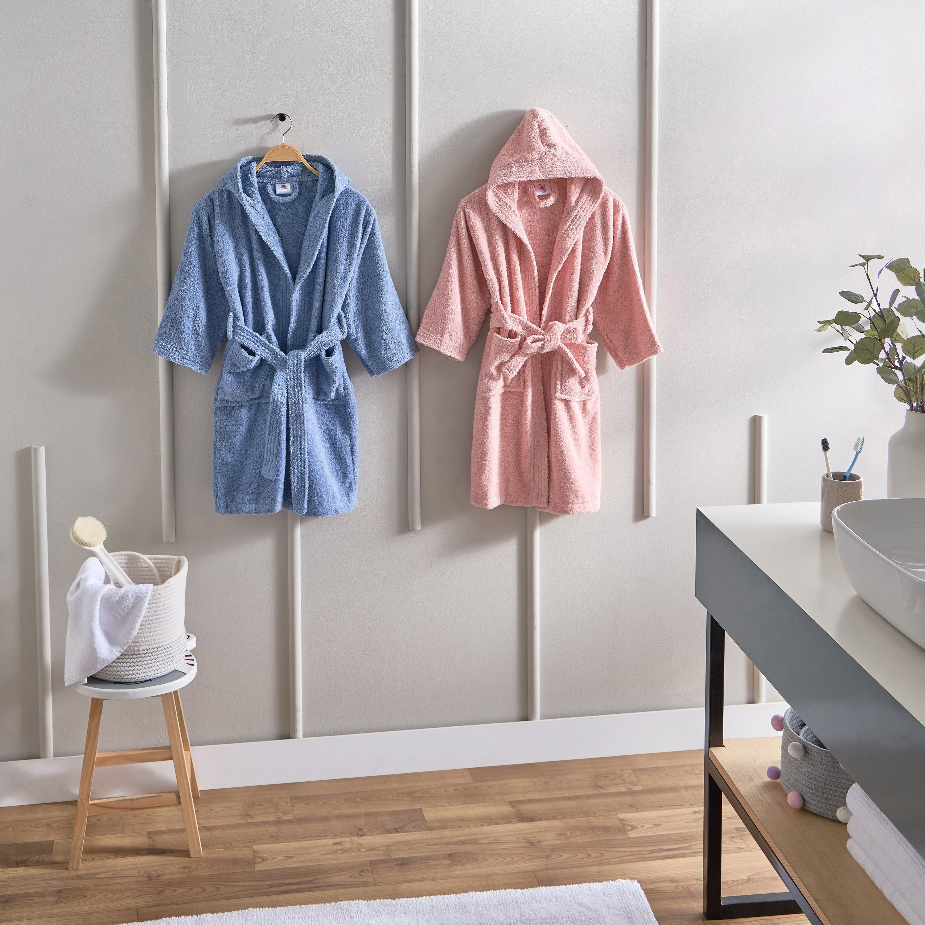 Essential Kids' Hooded Bathrobe - Medium-hbxhomeware-hbxkidsandyouth-image-5
