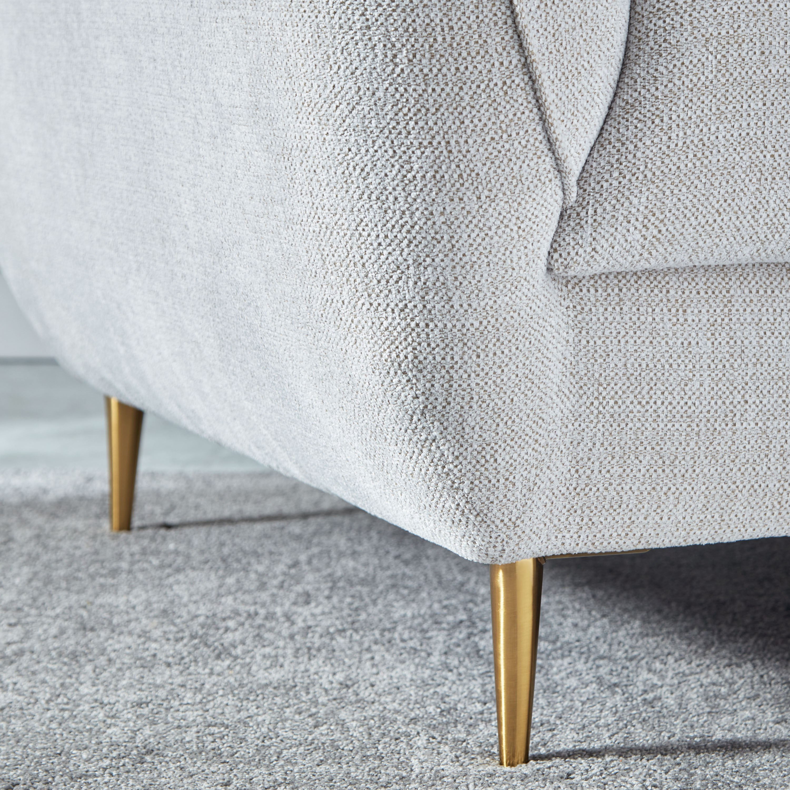 كنبة قماش بـ 3 مقاعد ووسادتين من تيهاني إن إكس تي-hbxlivingroom-sofasandarmchairs-sofas-image-7