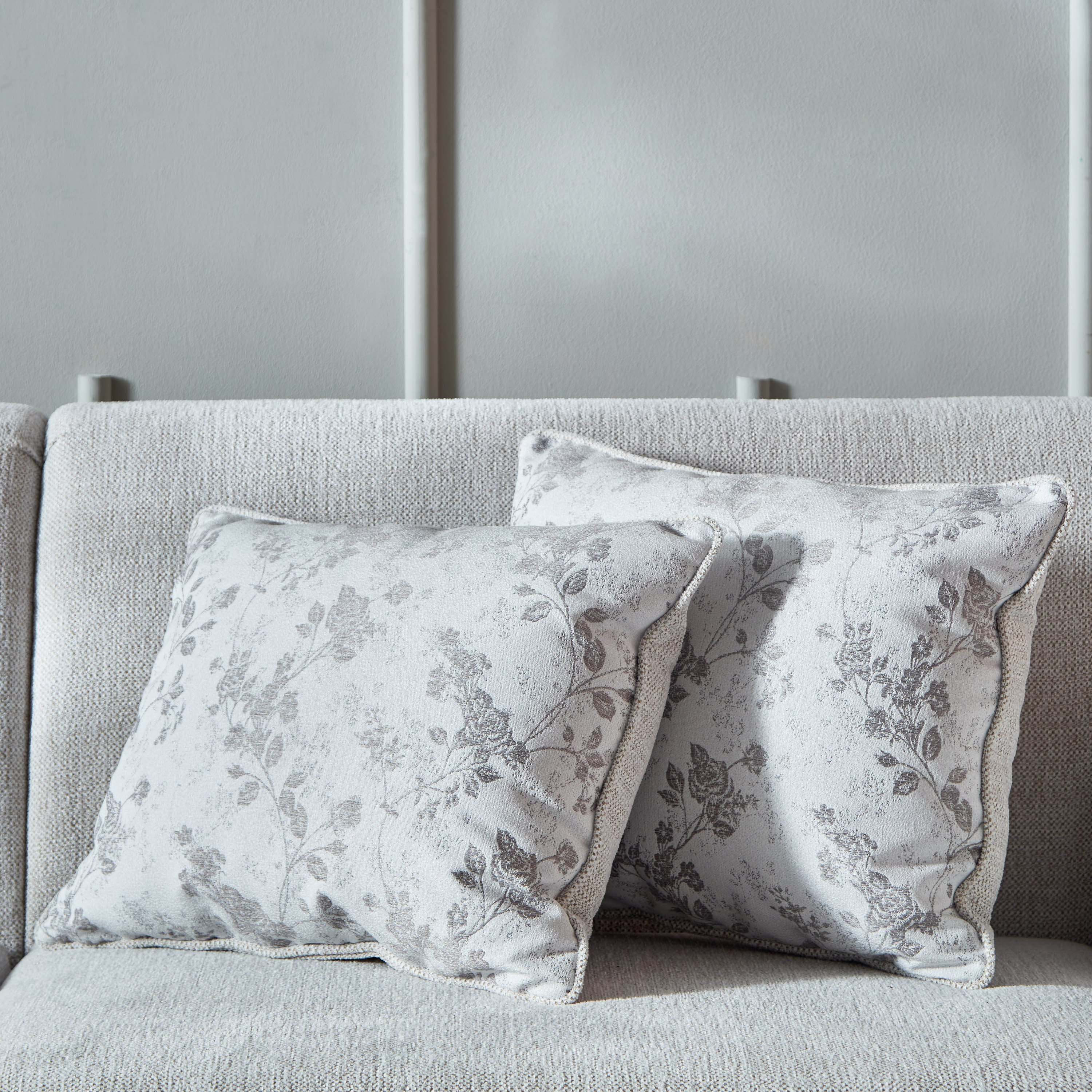 كنبة قماش مقعدين مع وسادتين من تيهاني إن إكس تي-hbxlivingroom-sofasandarmchairs-sofas-image-4