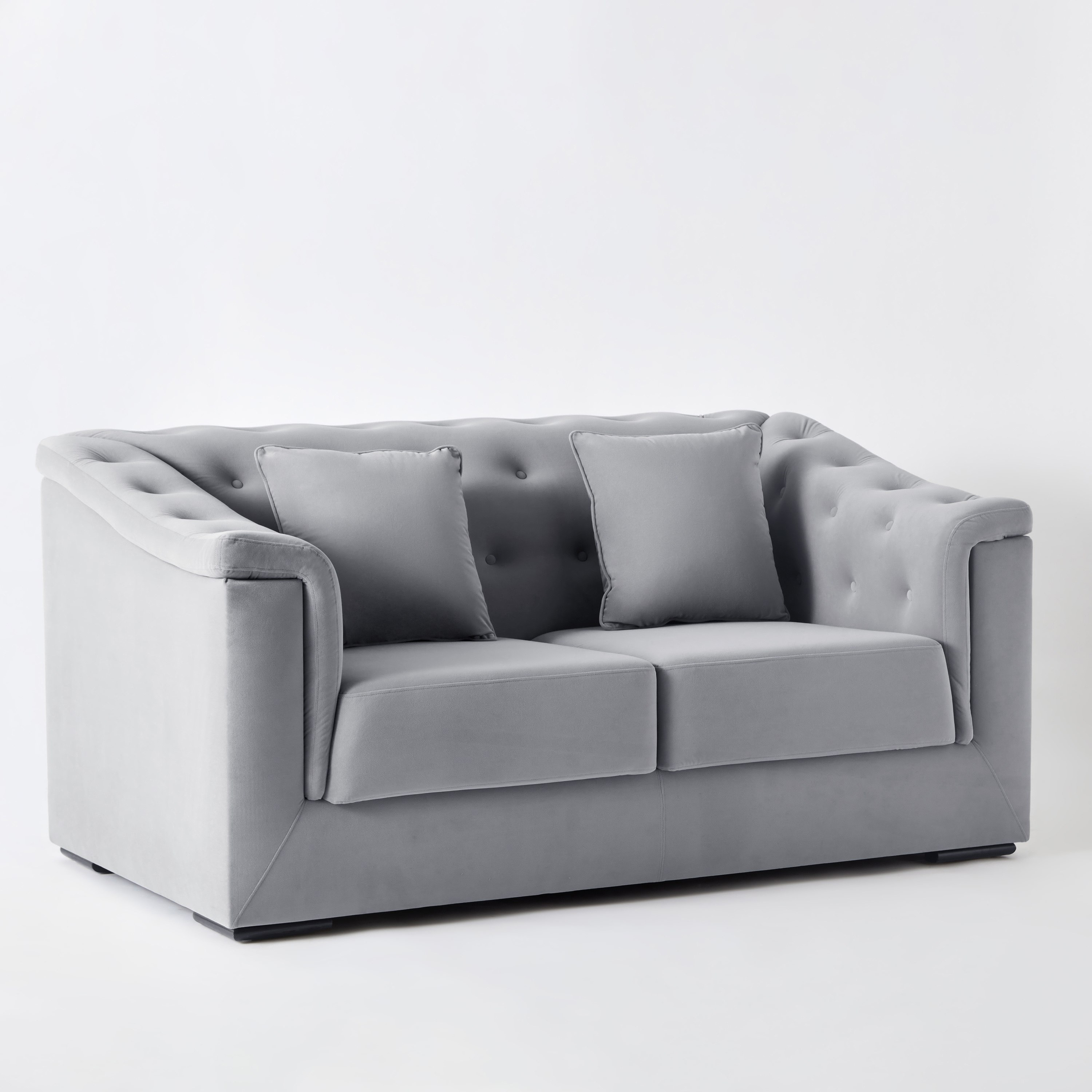 كنبة قماش مخملية بمقعدين مع وسادتين من سندريلا-hbxlivingroom-sofasandarmchairs-sofas-image-9