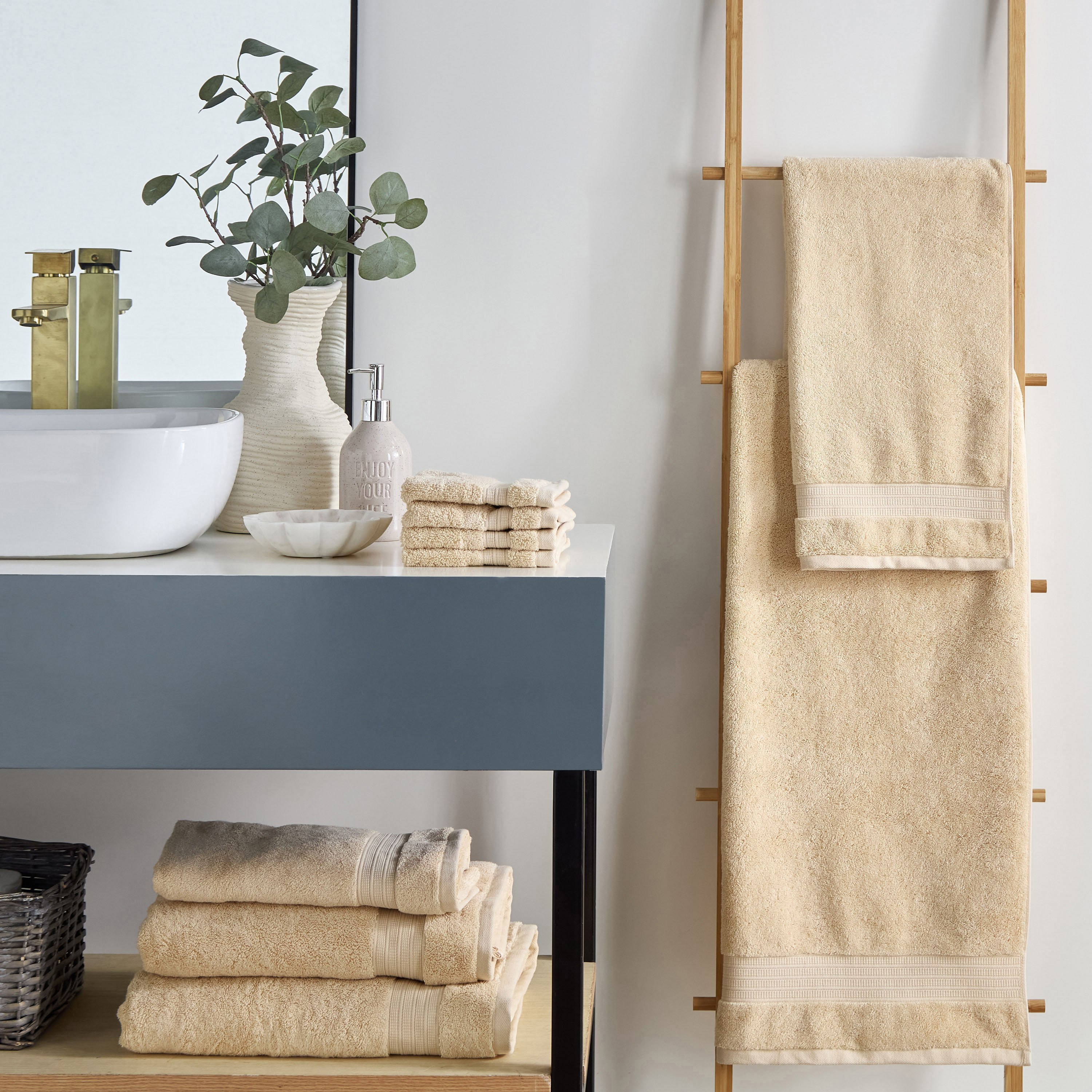 منشفة حمّام من إير ريتش - 70x140 سم-hbxbathroom-bathroomtextiles-image-6
