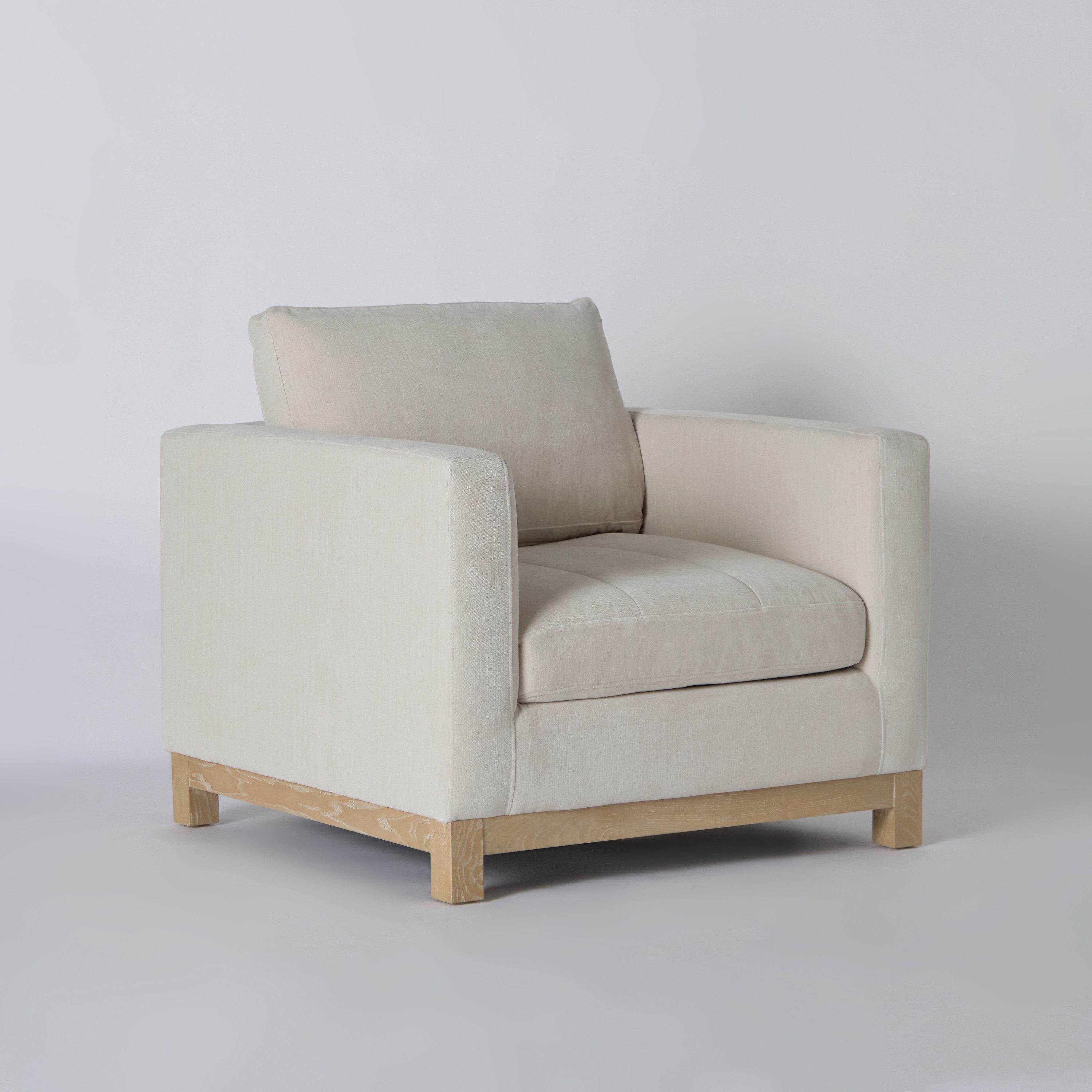 كنبة قماش بمساند ذراعين من براسيكا-hbxfurniture-sofasandarmchairs-armchairs-image-8