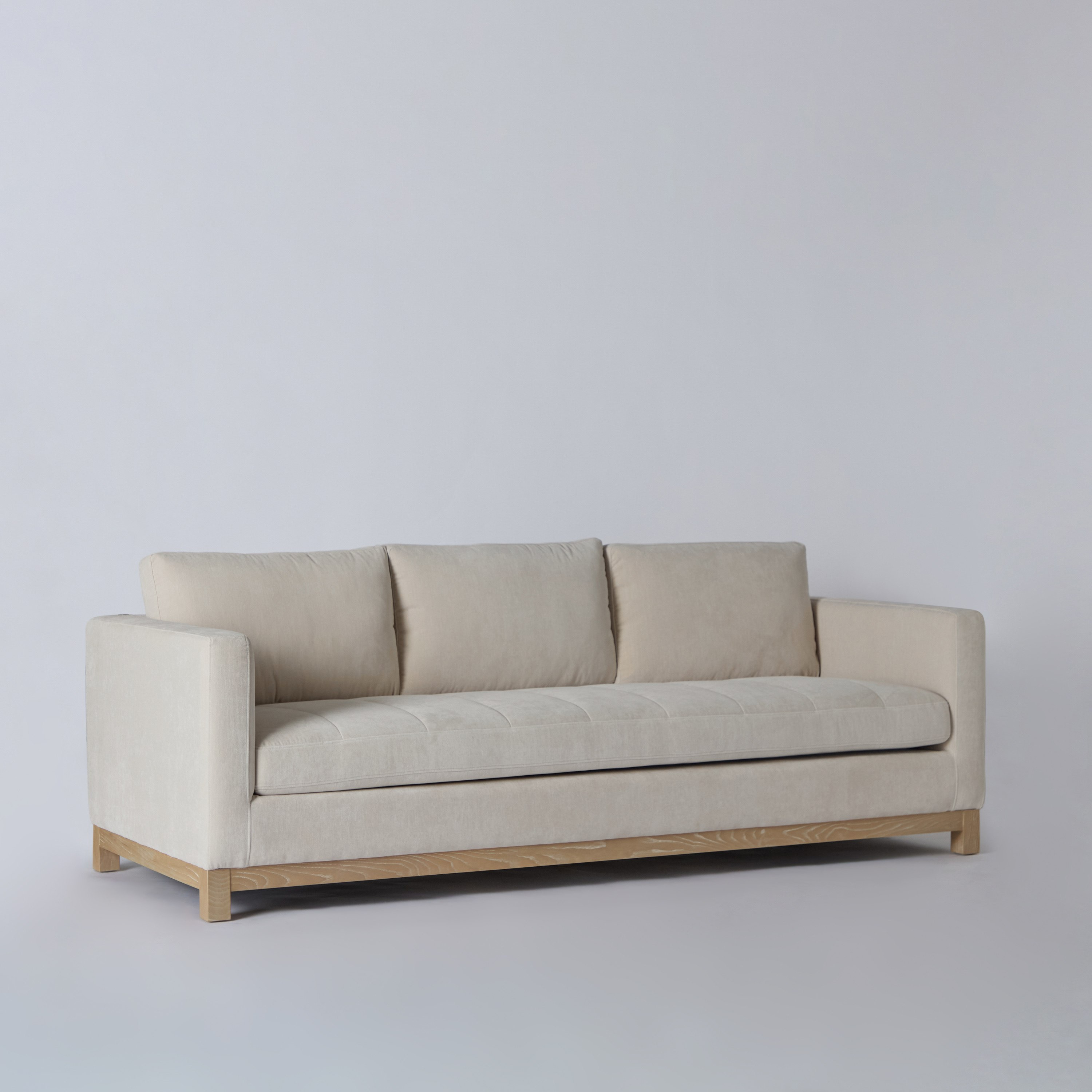 كنبة قماش 3 مقاعد من براسيكا-hbxlivingroom-sofasandarmchairs-sofas-image-9