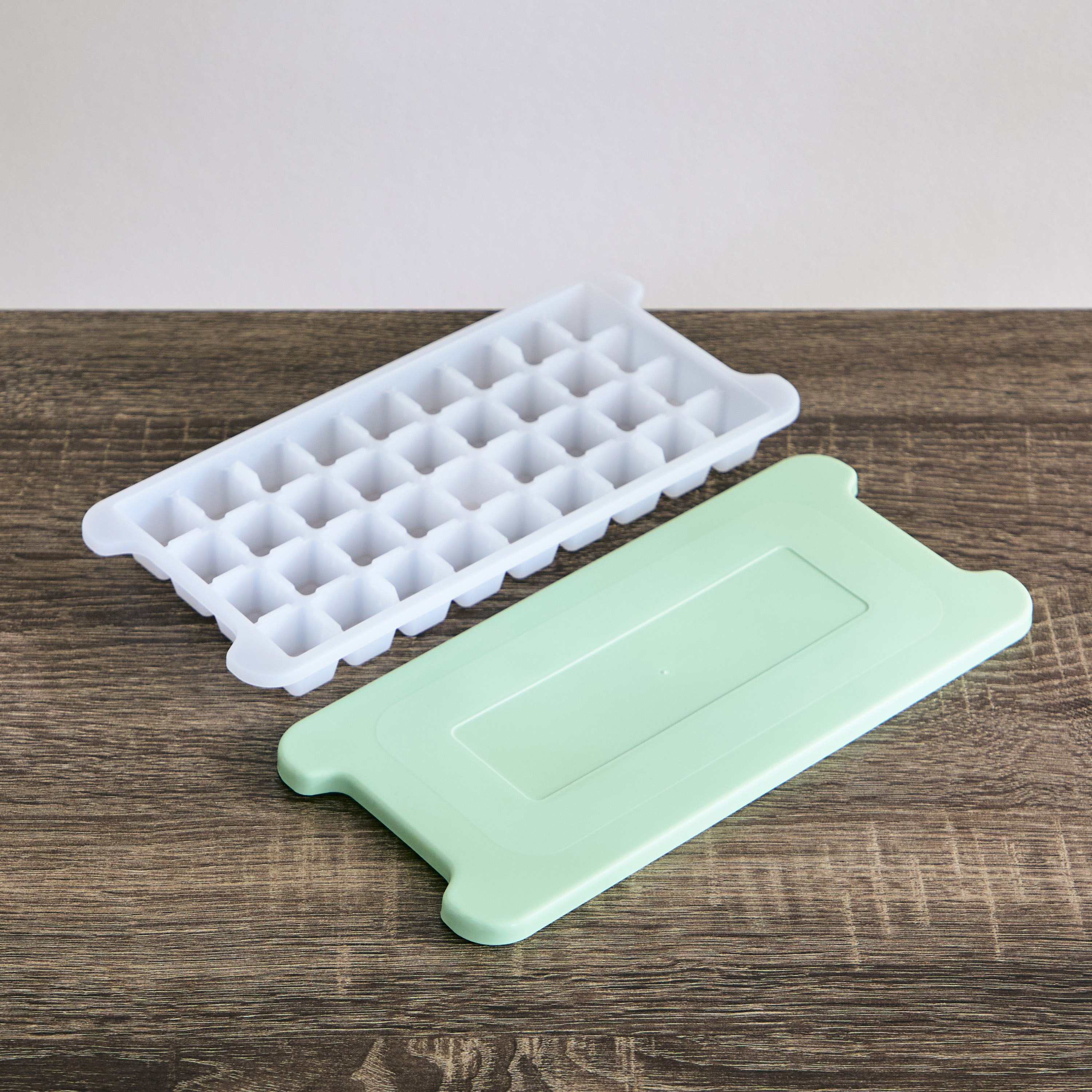 Icy 36-Compartment Ice Cube with Lid-hbxhomeware-hbxkitchen-image-2