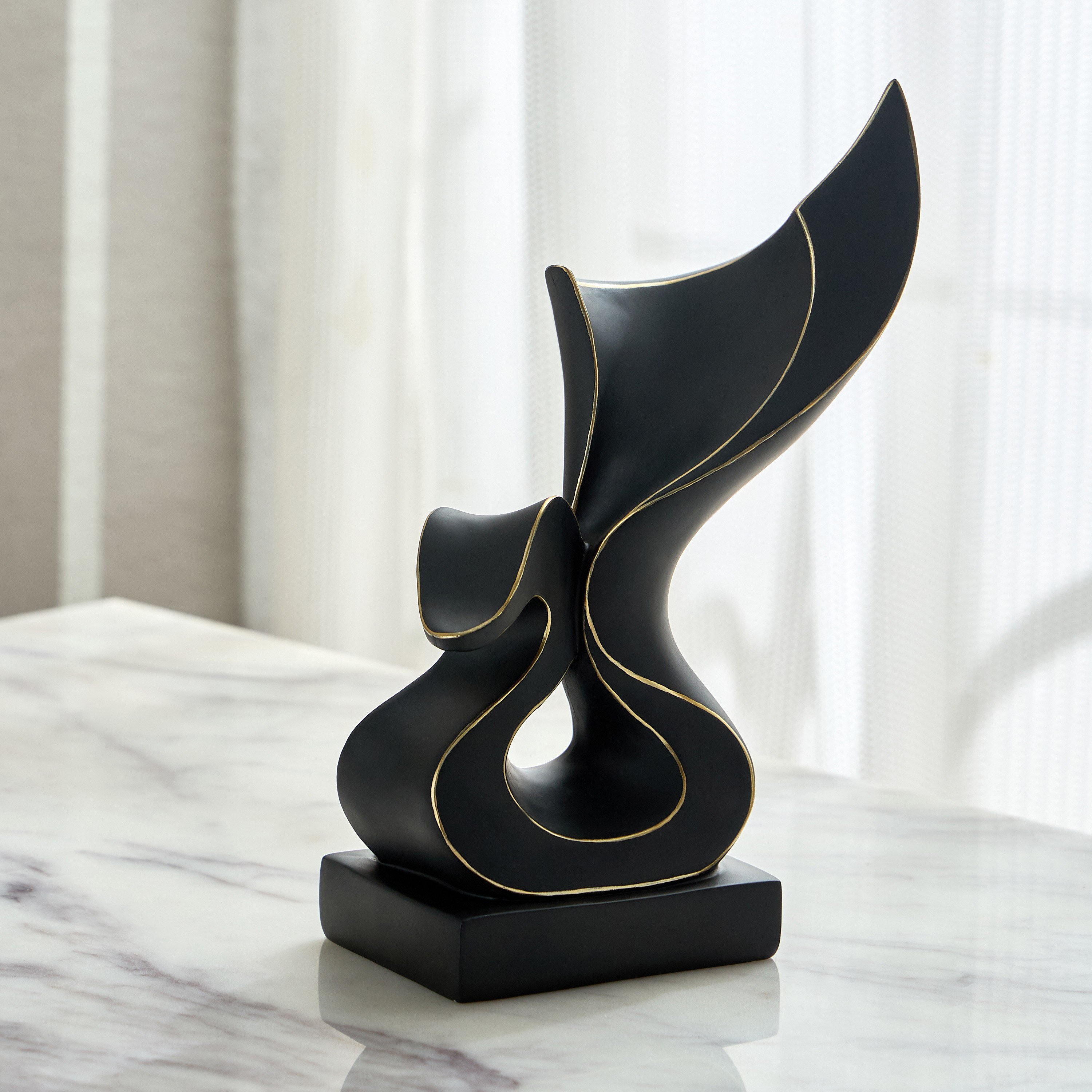 قطعة ديكور تجريدية بوليريسين من كالي - 20x10.5x31 سم-hbxhomeware-homedecor-figurinesandornaments-image-2