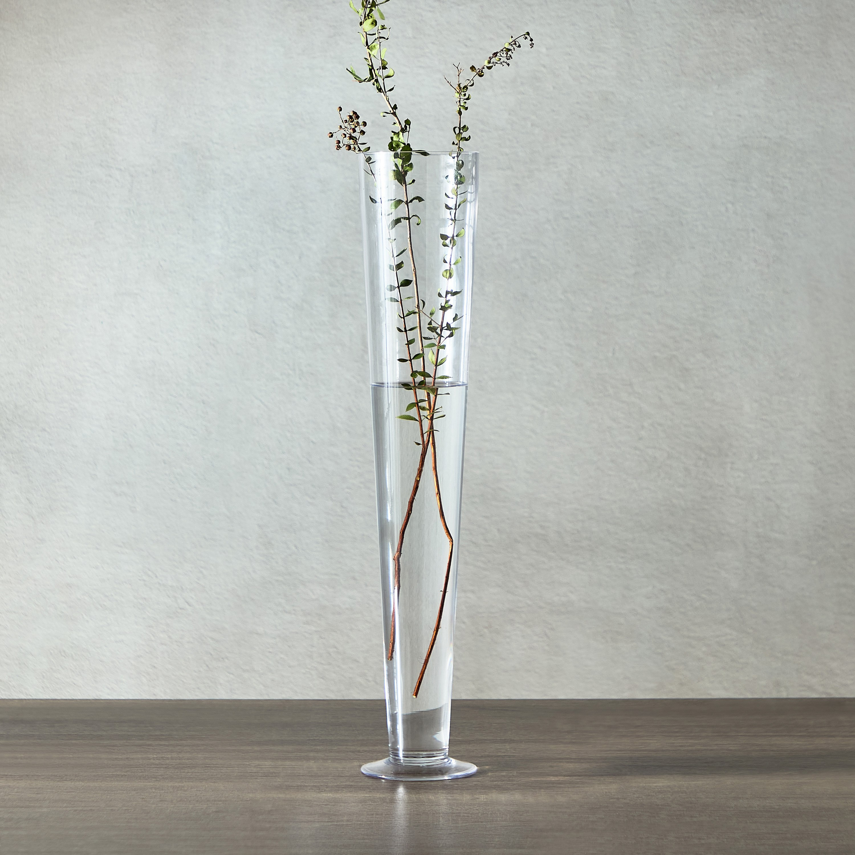 مزهرية زجاج بتصميم شكل قمع من إيكلات - 11x11x60 سم-hbxbedroom-decorandaccessories-vases-image-1