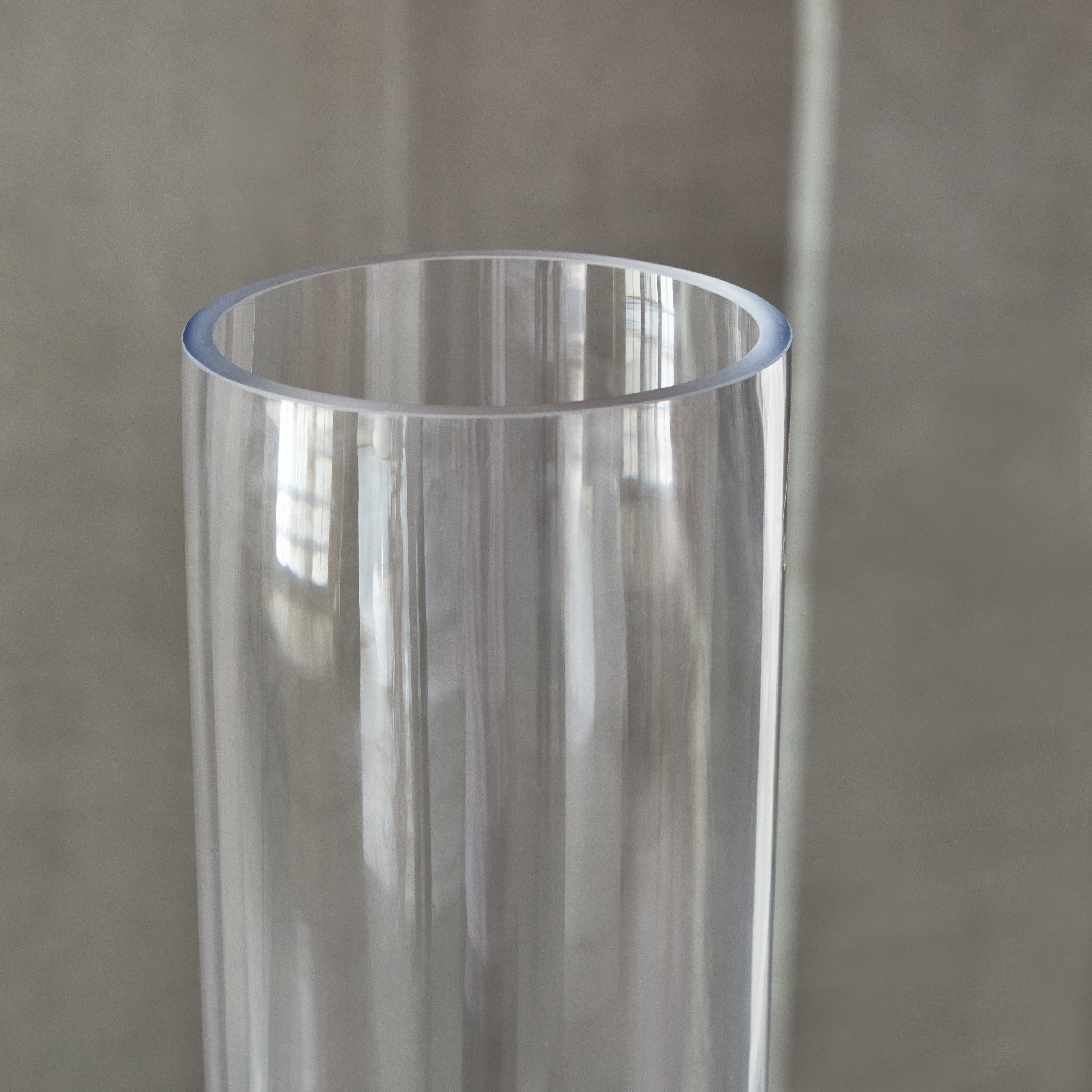 مزهرية أسطوانية زجاج من إكلات- 15x15x70 سم-hbxbedroom-decorandaccessories-vases-image-3