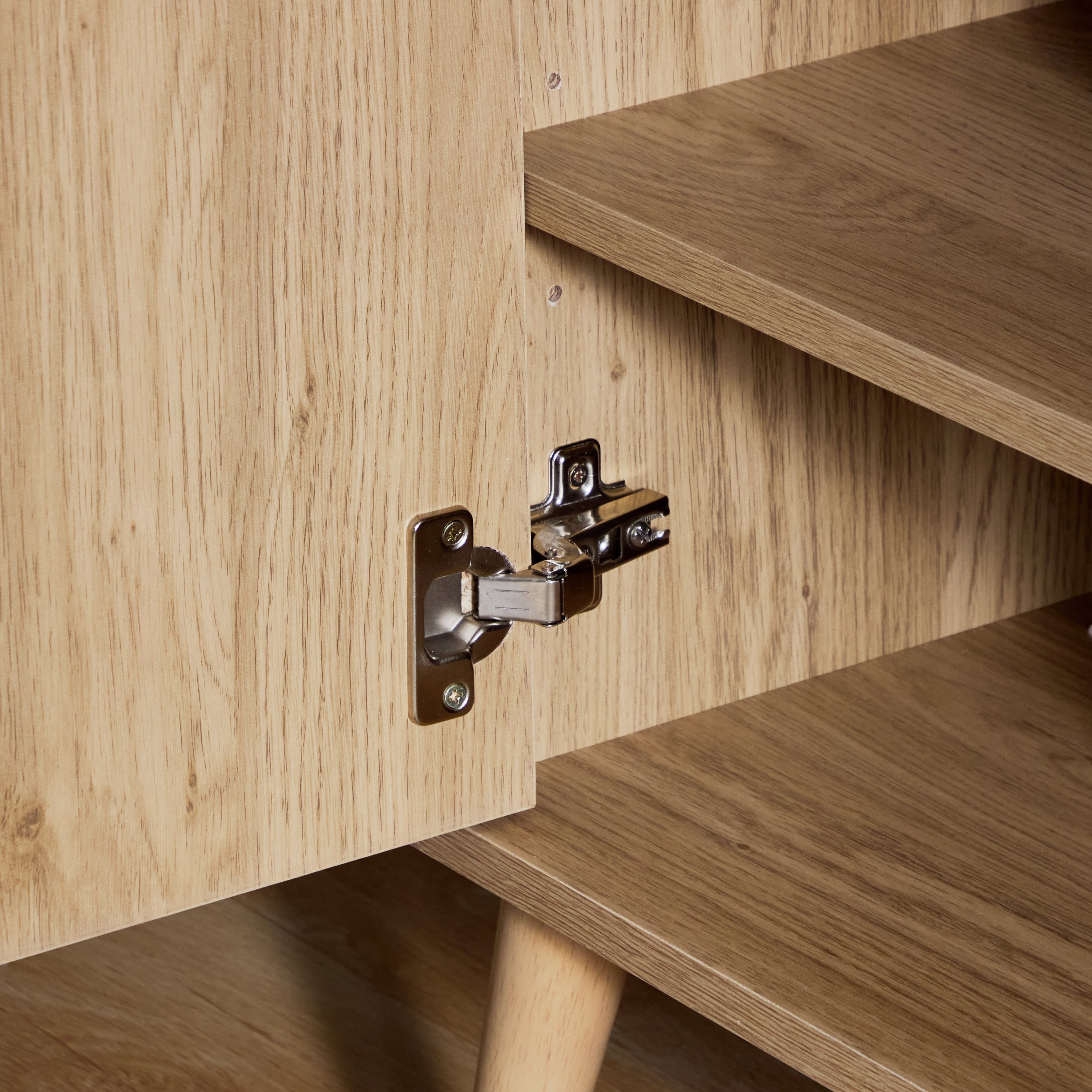 وحدة تلفزيون حتى 70 بوصة 1.6 متر من ناتاليا-hbxlivingroom-mediaunitsandstorage-tvunits-image-12