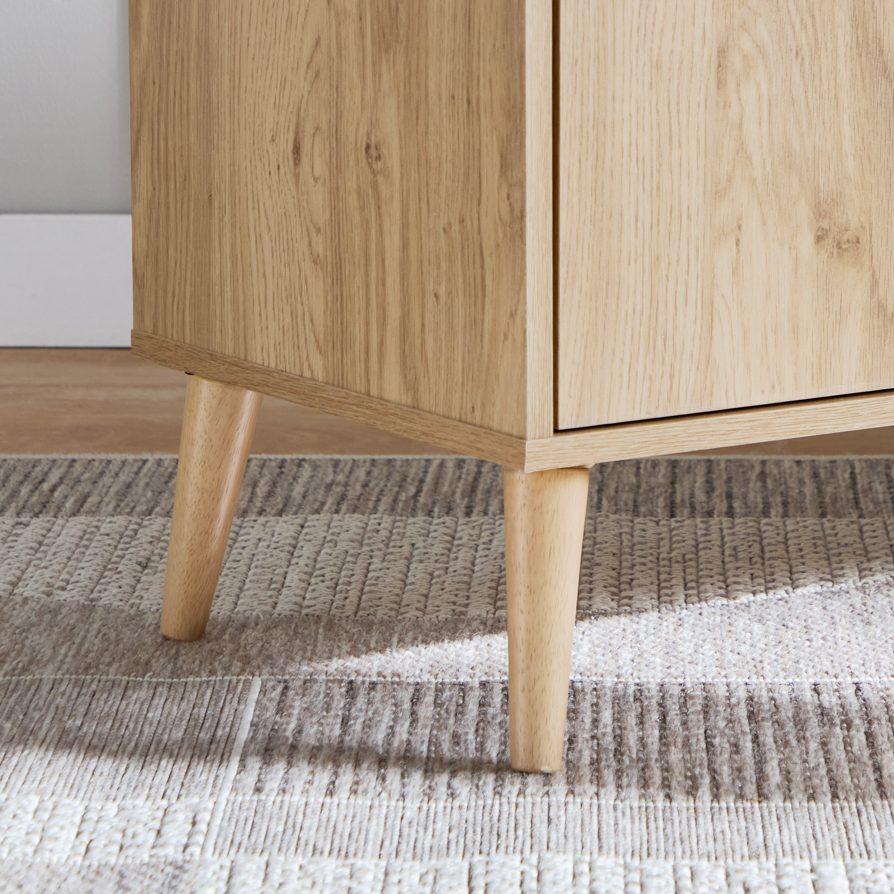 وحدة تلفزيون حتى 70 بوصة 1.6 متر من ناتاليا-hbxlivingroom-mediaunitsandstorage-tvunits-image-13