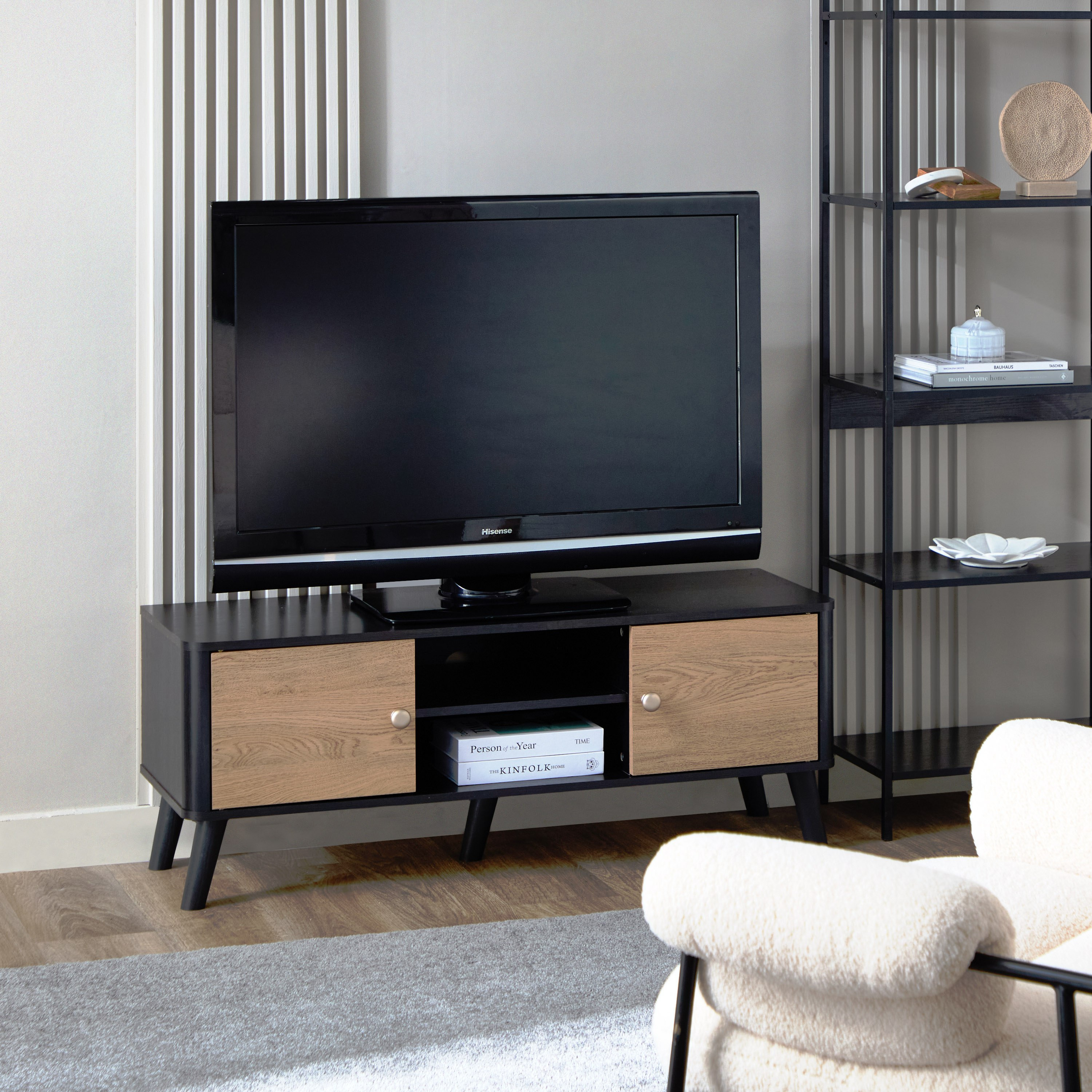 وحدة تلفزيون حتى 50 بوصة 1.2 متر من إميلا-hbxlivingroom-mediaunitsandstorage-tvunits-image-12